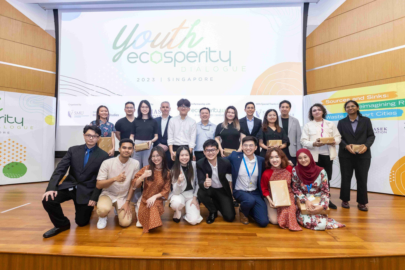 Huyền là một trong các đại biểu Việt Nam tham gia Youth Ecosperity Dialogue 2023. Huyền là một trong các đại biểu Việt Nam tham gia Youth Ecosperity Dialogue 2023.
