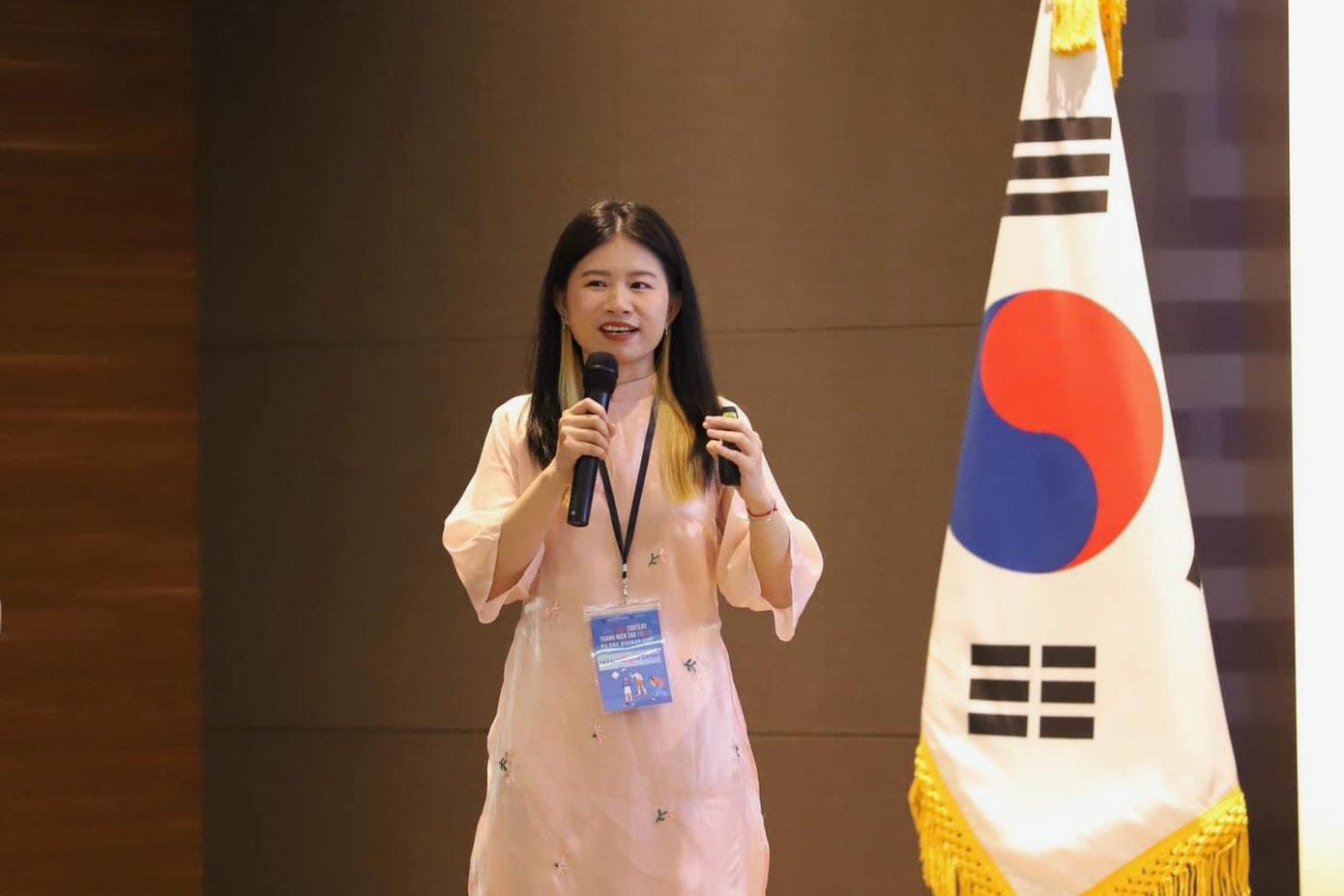 Thu Oanh (Akai Trần) – Học giả học bổng chính phủ Hàn Quốc GKS hệ thạc sĩ năm 2024.