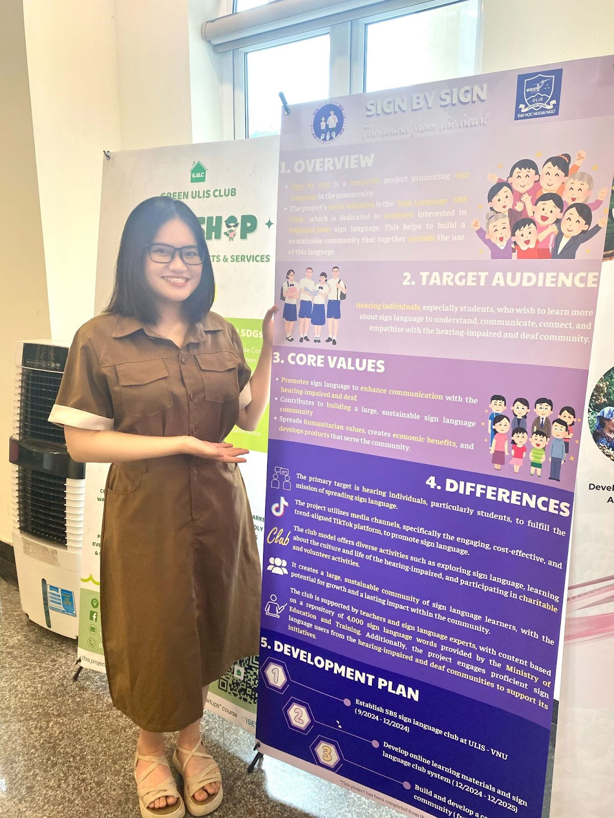 Thu hẹp khoảng cách trong giao tiếp là mong muốn của cô.