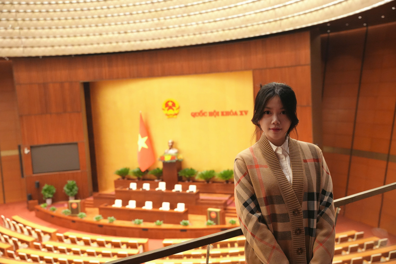 Tham quan Nhà Quốc hội. Tham quan Nhà Quốc hội.