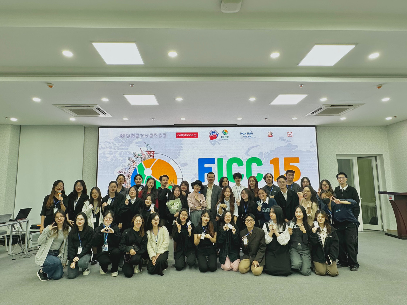 Anh Đức tham gia tổ chức Lễ Kỷ niệm 15 năm thành lập Khoa Truyền thông và Văn hoá đối ngoại, Học viện Ngoại giao.