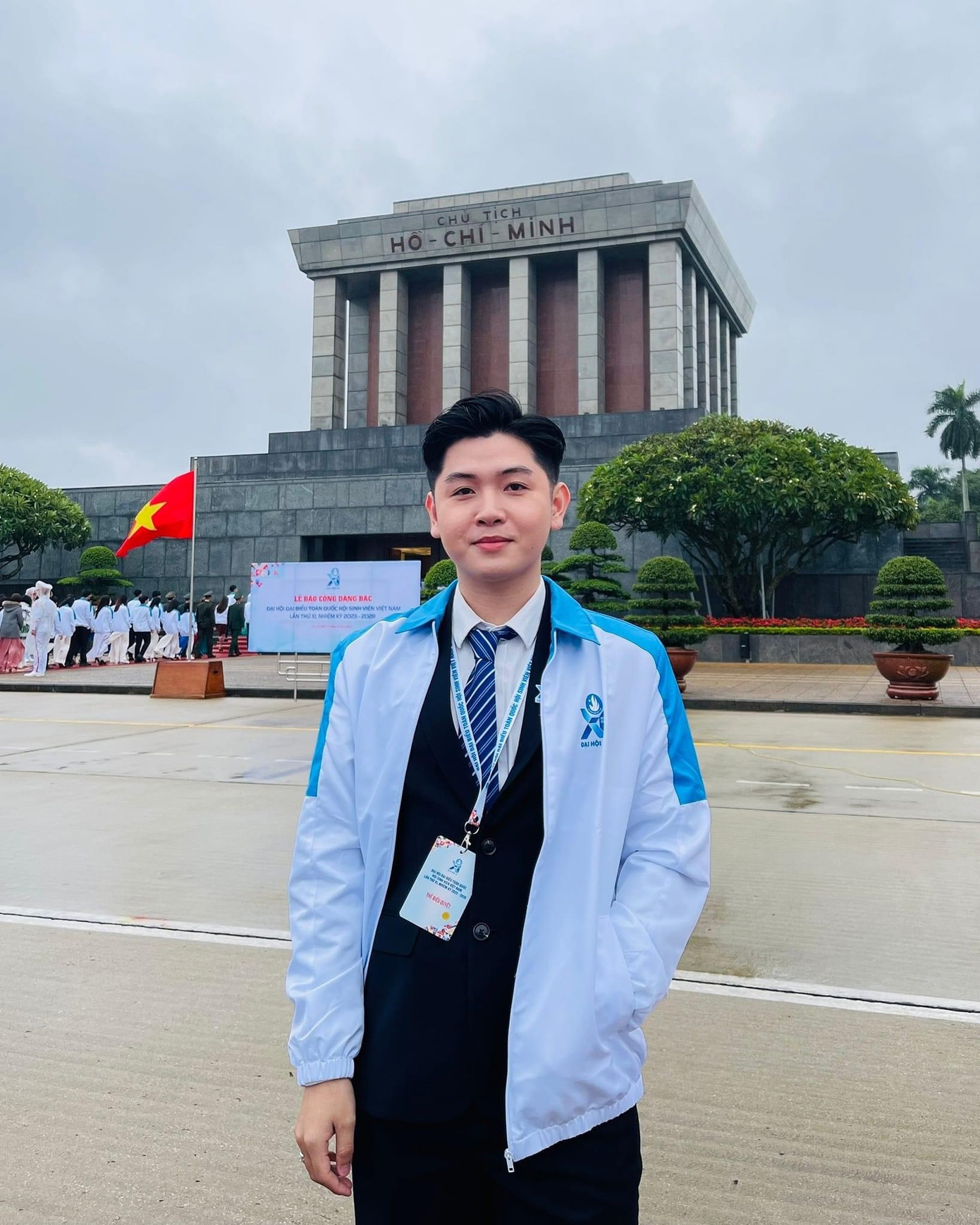 Cao Tuấn Kiệt đảm nhiệm vai trò Chủ tịch Hội Sinh viên Trường Đại học Tài chính Marketing. Cao Tuấn Kiệt đảm nhiệm vai trò Chủ tịch Hội Sinh viên Trường Đại học Tài chính Marketing.