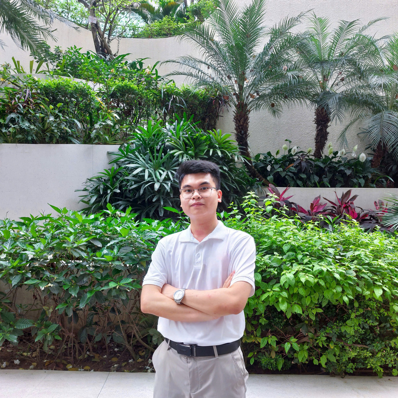 Đức Anh hiện là Product marketing (Tiếp thị sản phẩm) cho một công ty viễn thông.