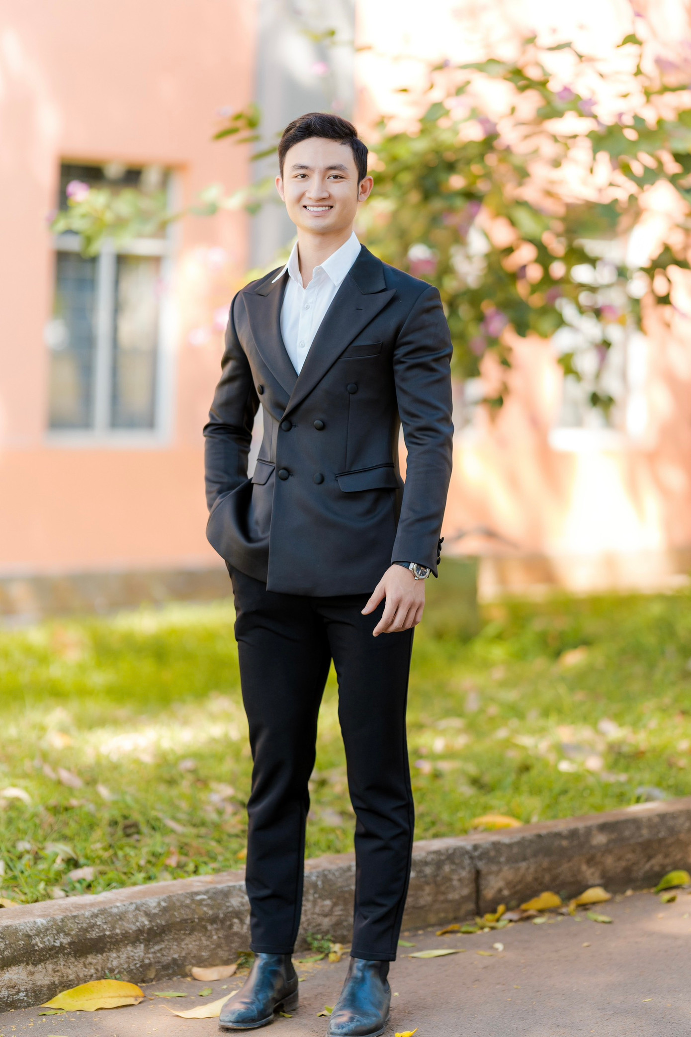 An là kỹ sư Công nghệ Thông tin, cựu sinh viên Trường Đại học Thủy lợi.