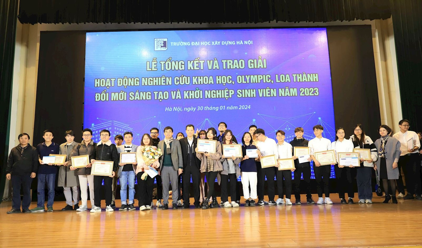 Nhà trường trao giải hoạt động nghiên cứu khoa học, Olympic, loa thành đổi mới sáng tạo và khởi nghiệp sinh viên năm 2023. Nhà trường trao giải hoạt động nghiên cứu khoa học, Olympic, loa thành đổi mới sáng tạo và khởi nghiệp sinh viên năm 2023.