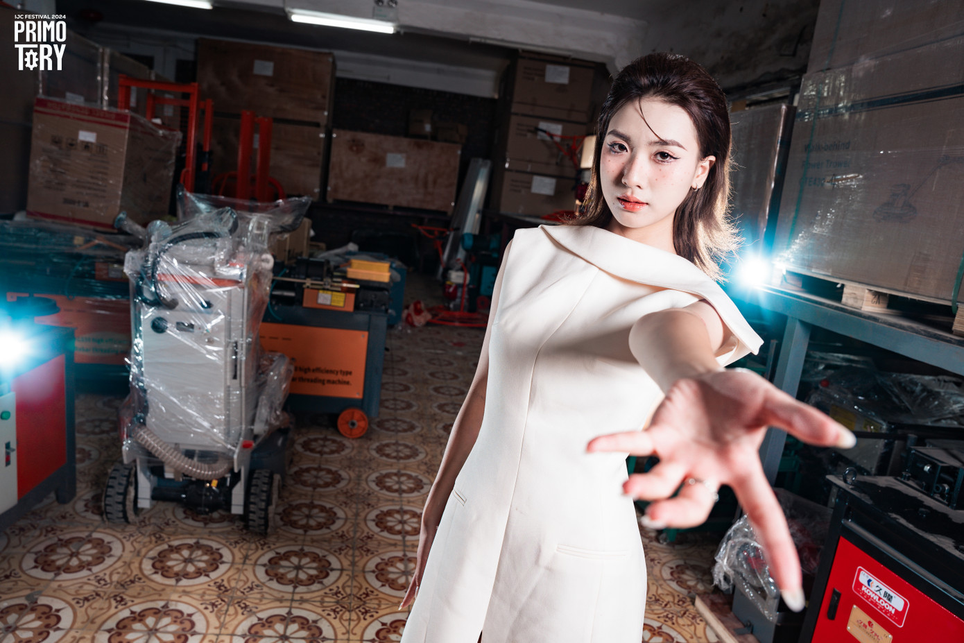 Lựa chọn 'nguyên liệu' để chế tạo nên giấc mơ mang màu sắc và cá tính của riêng mình... Lựa chọn 'nguyên liệu' để chế tạo nên giấc mơ mang màu sắc và cá tính của riêng mình...