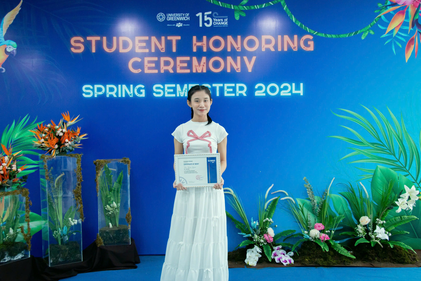 Hiếu Ngân là top 3 Sinh viên học tập xuất sắc nhất Topup chuyên ngành Quản trị kỳ mùa Xuân năm 2024.