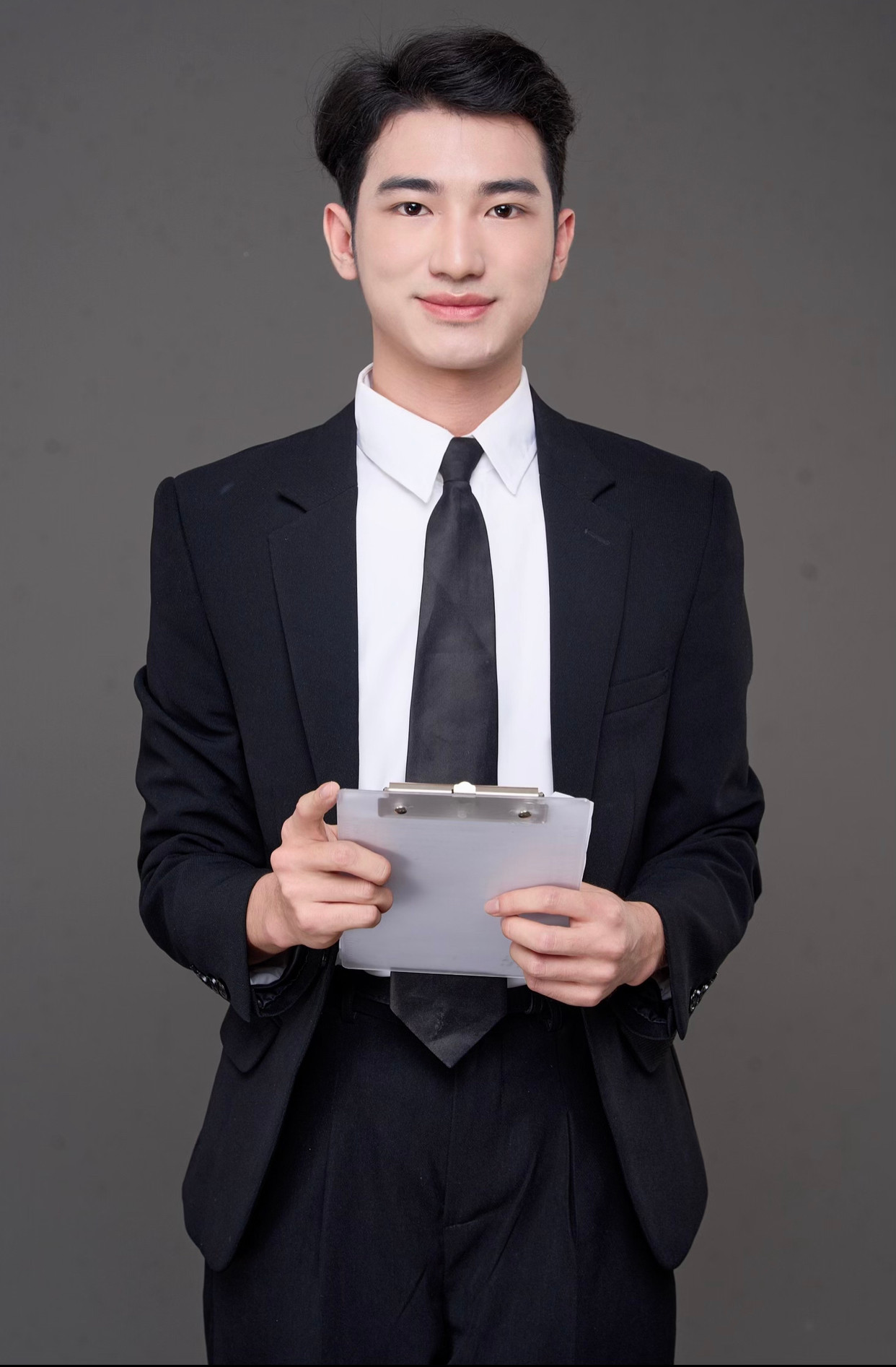 Đào Xuân Việt là sinh viên năm 3, ngành Khoa học Quản lý Trường Đại học Khoa học Xã hội và Nhân văn.