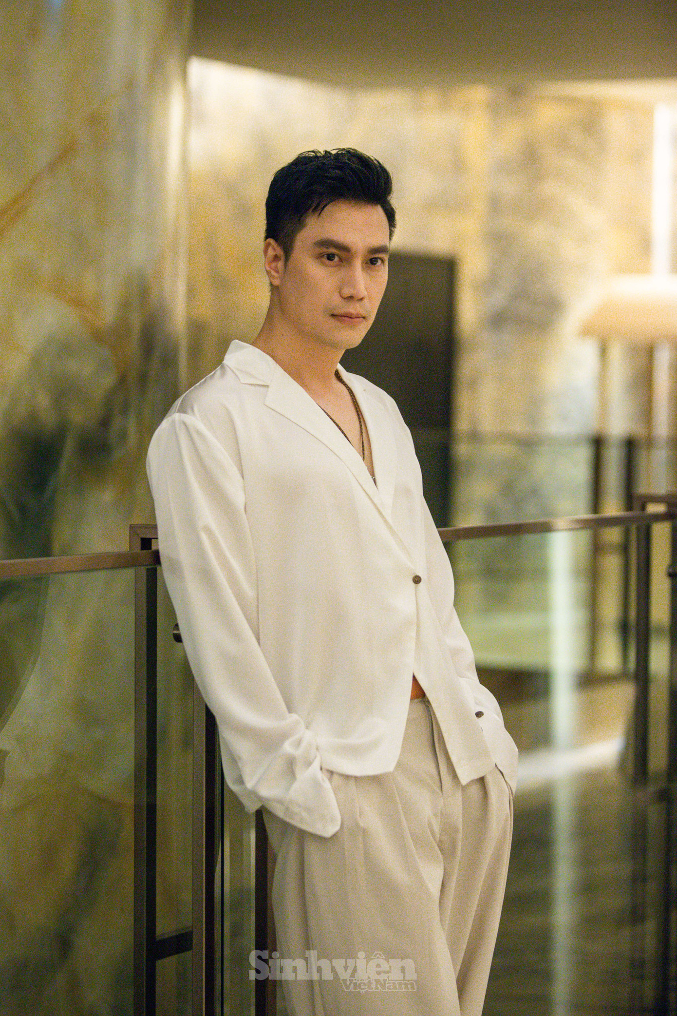 Diễn viên, NSƯT Việt Anh: “Nhân vật này có màu sắc khá riêng mà những nhân vật trước Việt Anh đảm nhận không có.”