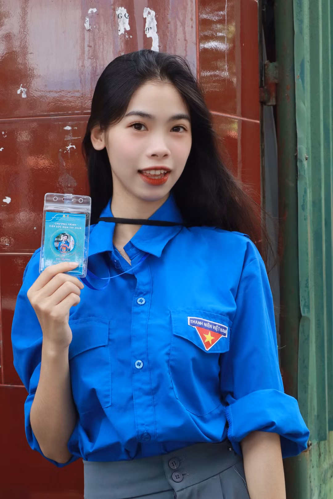 Kiều Trang yêu màu áo xanh của Đoàn, yêu sức trẻ nhiệt huyết nên luôn cố gắng sống và cháy hết mình trong những năm tháng thanh xuân.
