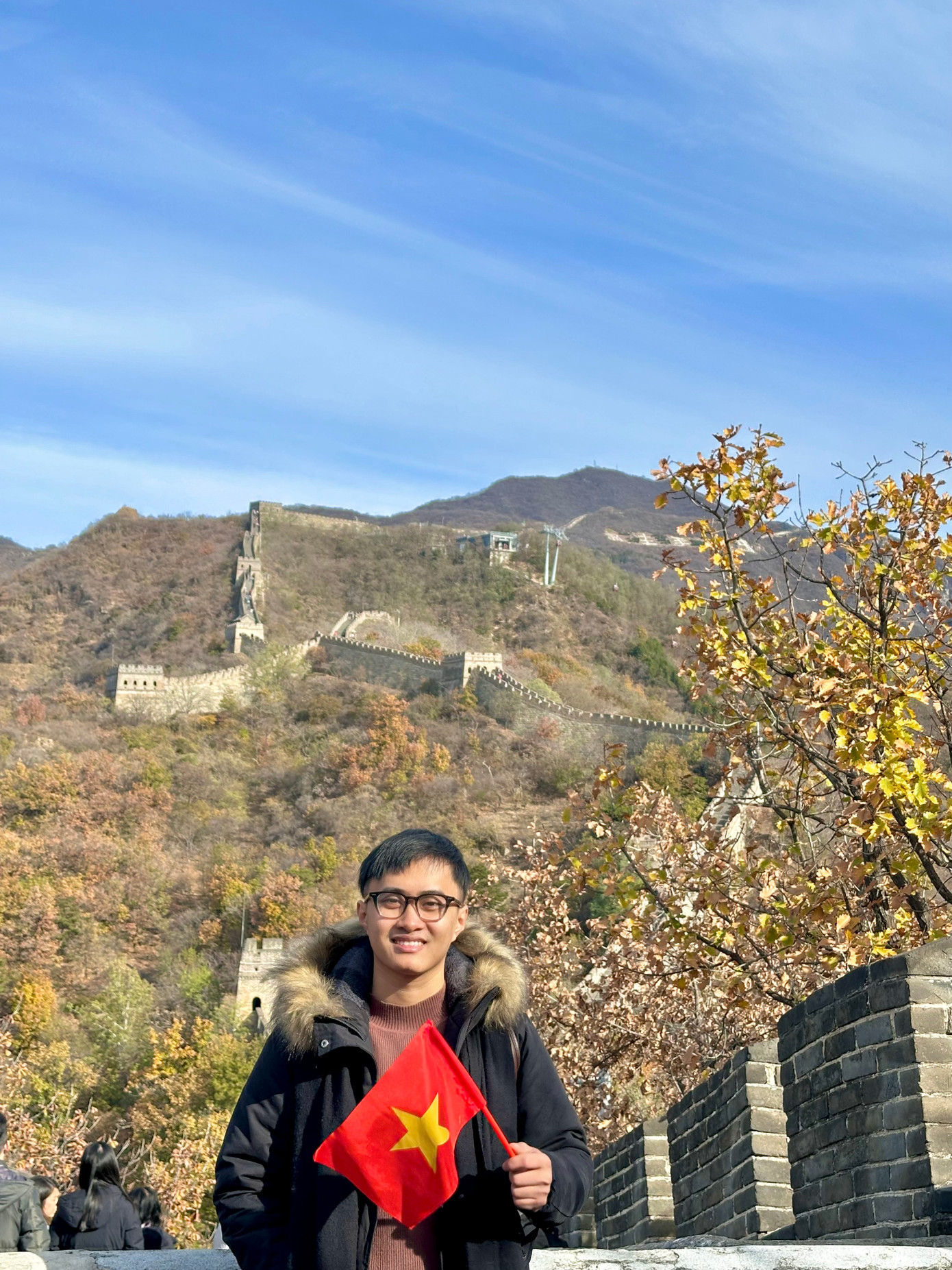 Đức Biên chụp tại Vạn Lý Trường Thành.