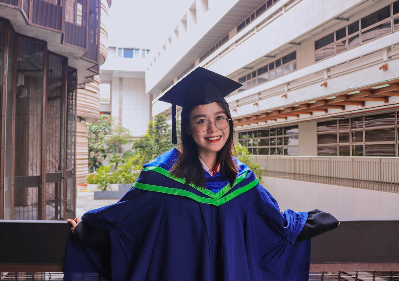 Bình Nhi tại Đại học Công nghệ Nanyang (NTU, Singapore).