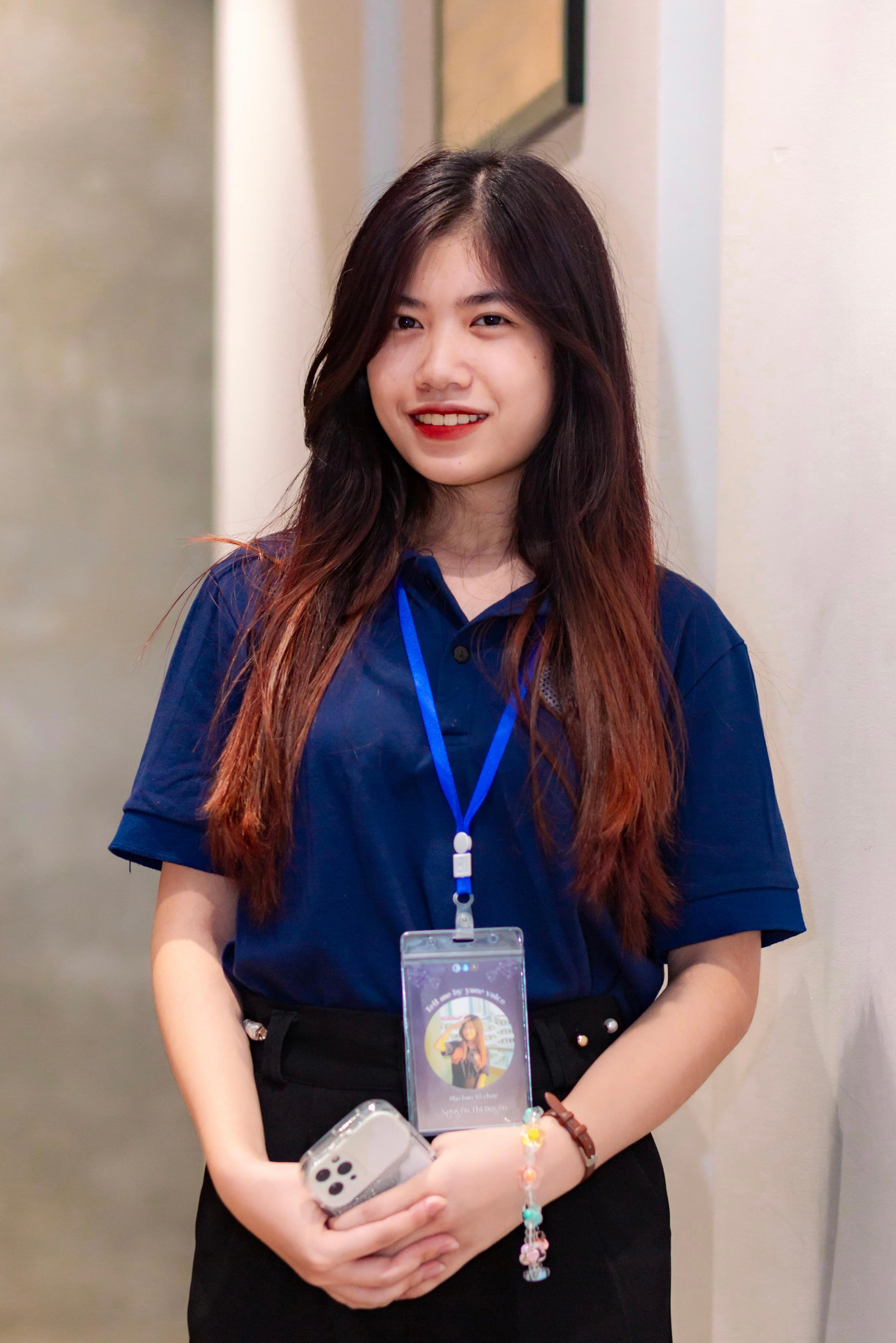 Nguyễn Thị Duyên là 1 trong 2 sinh viên xuất sắc của trường Đại học Luật Hà Nội nhận danh hiệu “Sinh viên 5 tốt tiêu biểu” cấp Trung ương. Nguyễn Thị Duyên là 1 trong 2 sinh viên xuất sắc của trường Đại học Luật Hà Nội nhận danh hiệu “Sinh viên 5 tốt tiêu biểu” cấp Trung ương.