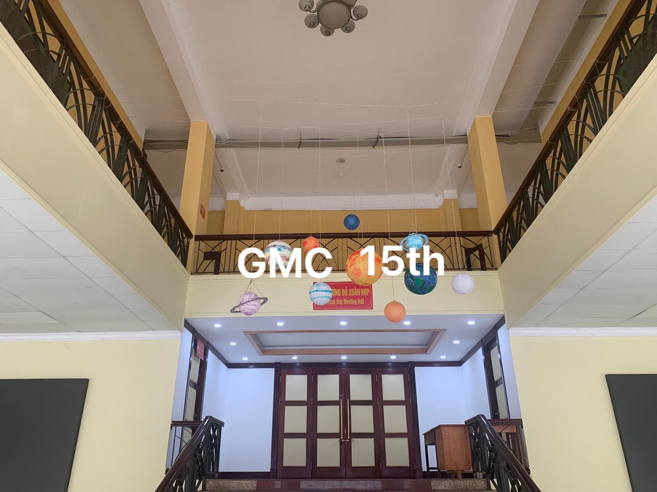 Những món đồ trang trí cho đêm nhạc được các thành viên trong CLB tự tay thiết kế. (Ảnh: BTC)