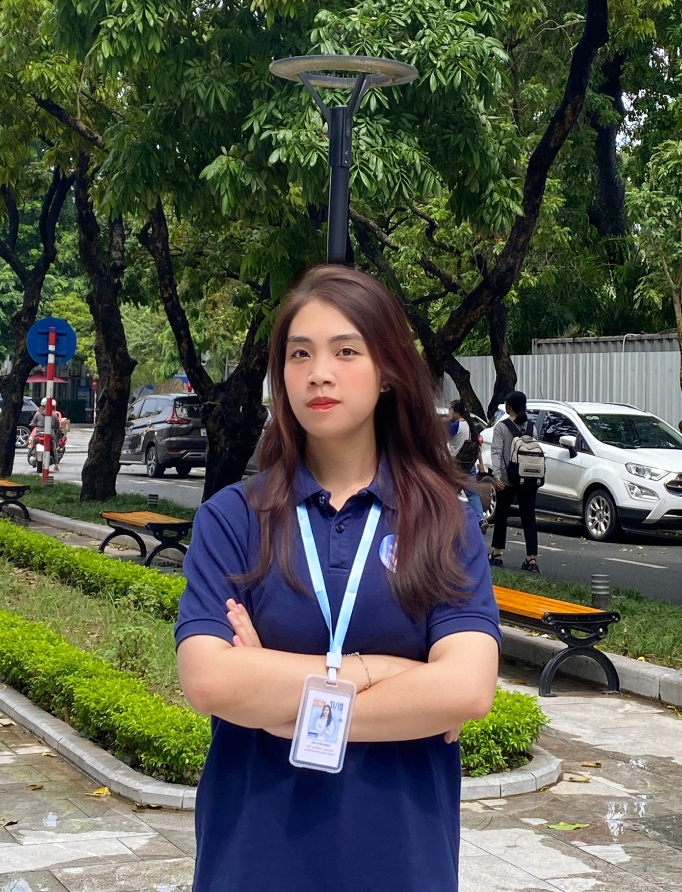 Vũ Hồng Hạnh (sinh năm 2003) là sinh viên năm cuối chuyên ngành Tài chính - Ngân hàng, Trường Đại học Thương mại. Vũ Hồng Hạnh (sinh năm 2003) là sinh viên năm cuối chuyên ngành Tài chính - Ngân hàng, Trường Đại học Thương mại.