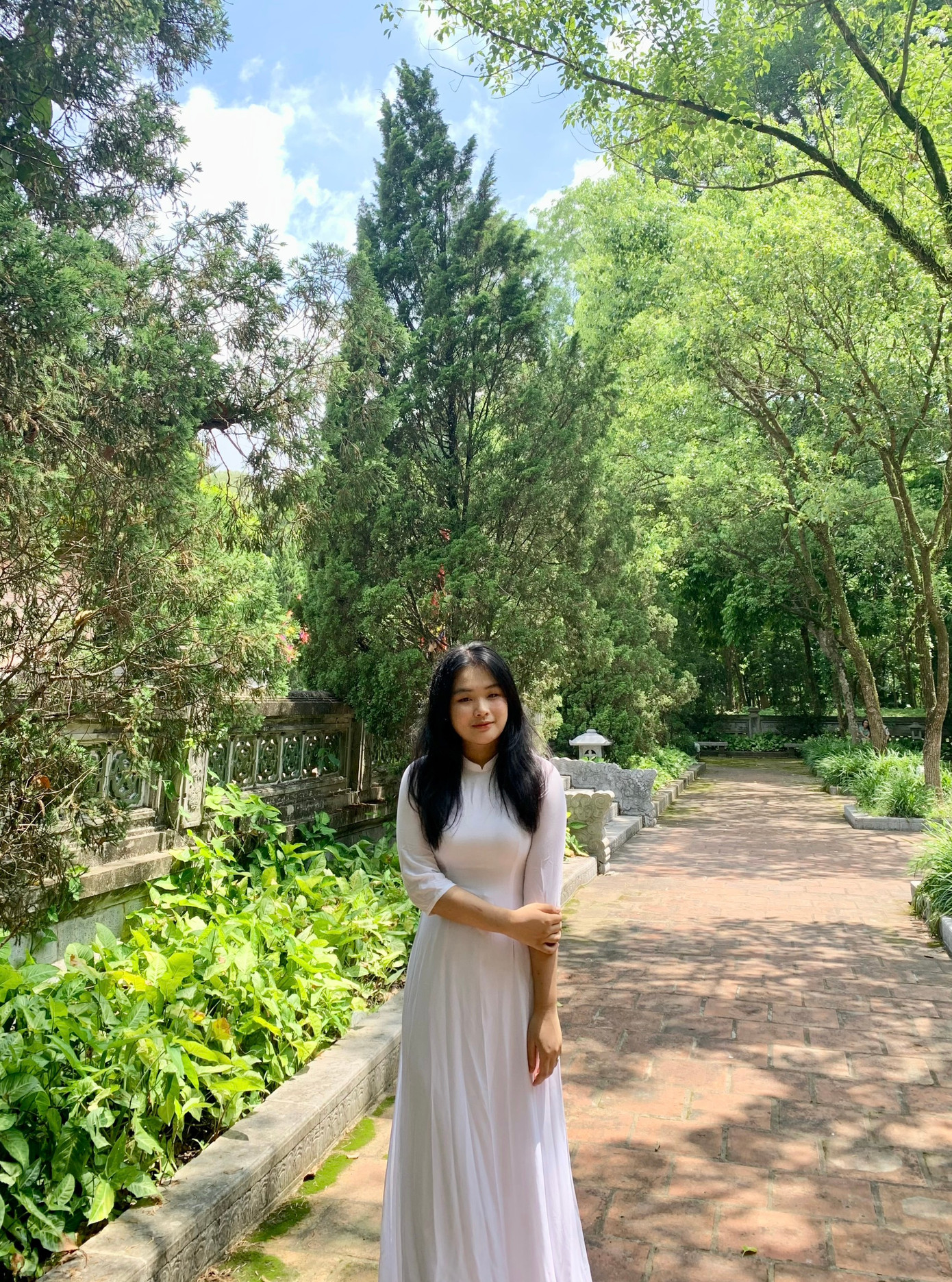 Hoàng Khánh Nhi - Thủ khoa khối C tỉnh Hà Giang trong kỳ thi tốt nghiệp THPT năm 2023. Hoàng Khánh Nhi - Thủ khoa khối C tỉnh Hà Giang trong kỳ thi tốt nghiệp THPT năm 2023.