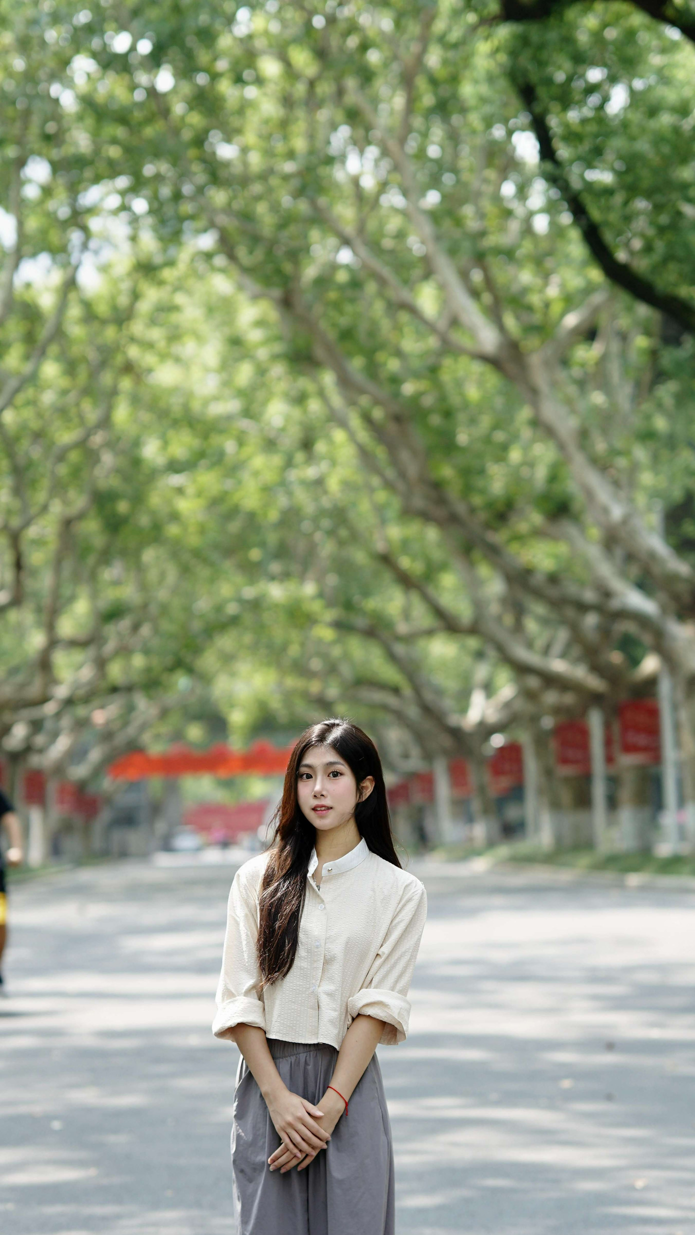 Cô sẽ tiếp tục cố gắng để phát triển bản thân, tạo lập cho mình những kế hoạch chi tiết, cụ thể trong tương lai. Cô sẽ tiếp tục cố gắng để phát triển bản thân, tạo lập cho mình những kế hoạch chi tiết, cụ thể trong tương lai.