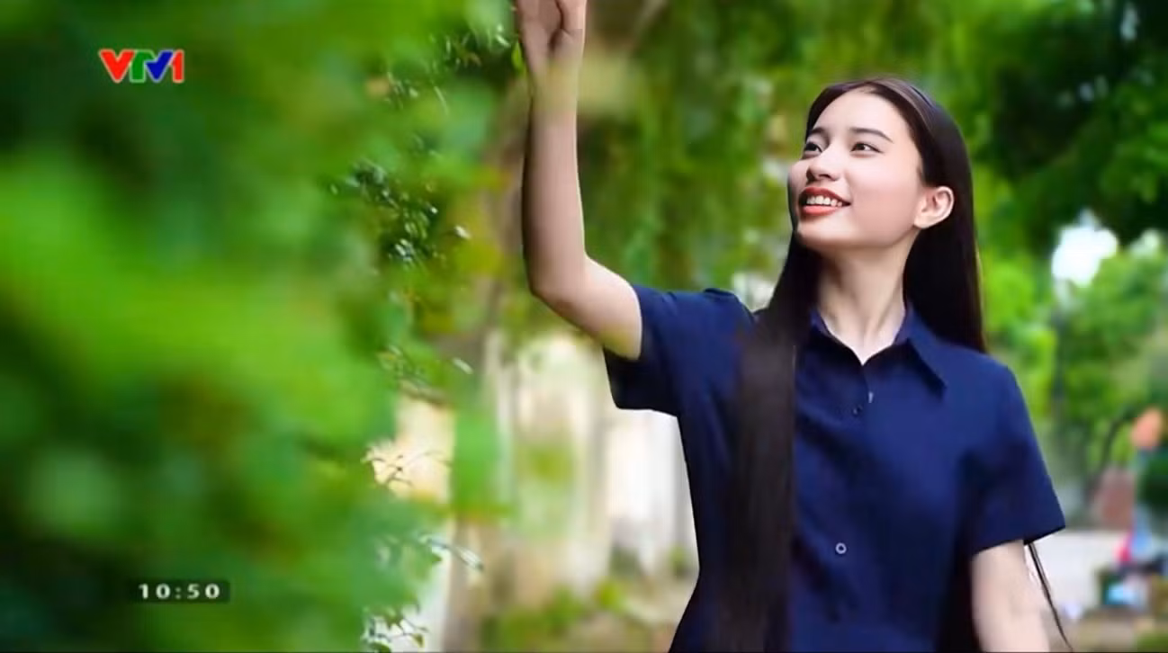 Ánh Dương là MC dẫn trải nghiệm chương trình “Nét đẹp dân gian” trên VTV1.