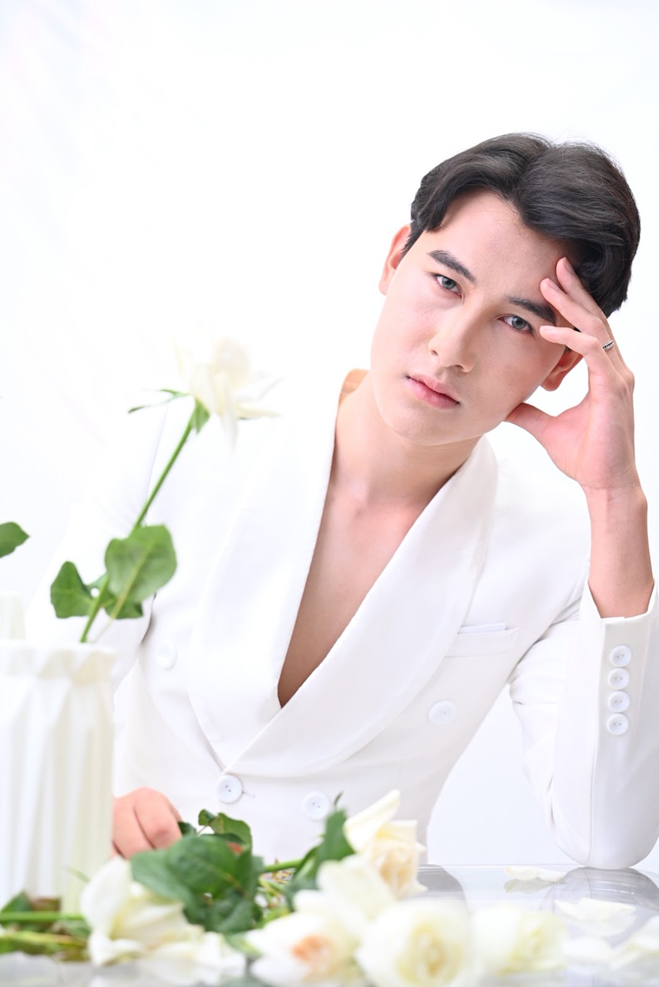 Phùng Văn Oai - Sinh viên khoa Diễn viên Kịch, Điện ảnh, Truyền hình tại Trường Sân khấu Điện ảnh Hà Nội. Phùng Văn Oai - Sinh viên khoa Diễn viên Kịch, Điện ảnh, Truyền hình tại Trường Sân khấu Điện ảnh Hà Nội.