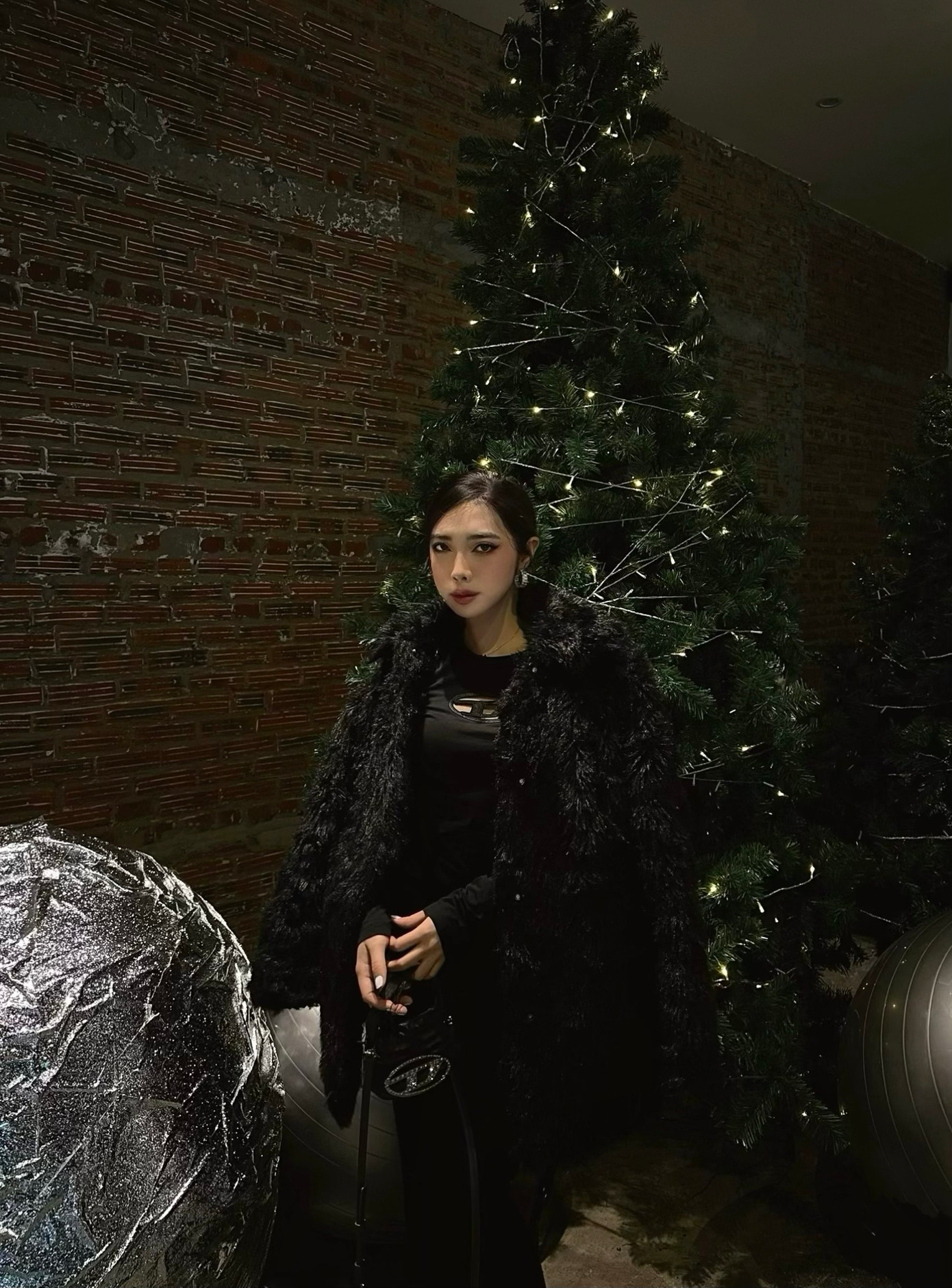 Nguyễn Ngọc Thanh Thư, sinh viên khóa 19 ngành Thiết kế thời trang, trường Đại học Kiến trúc Hà Nội.