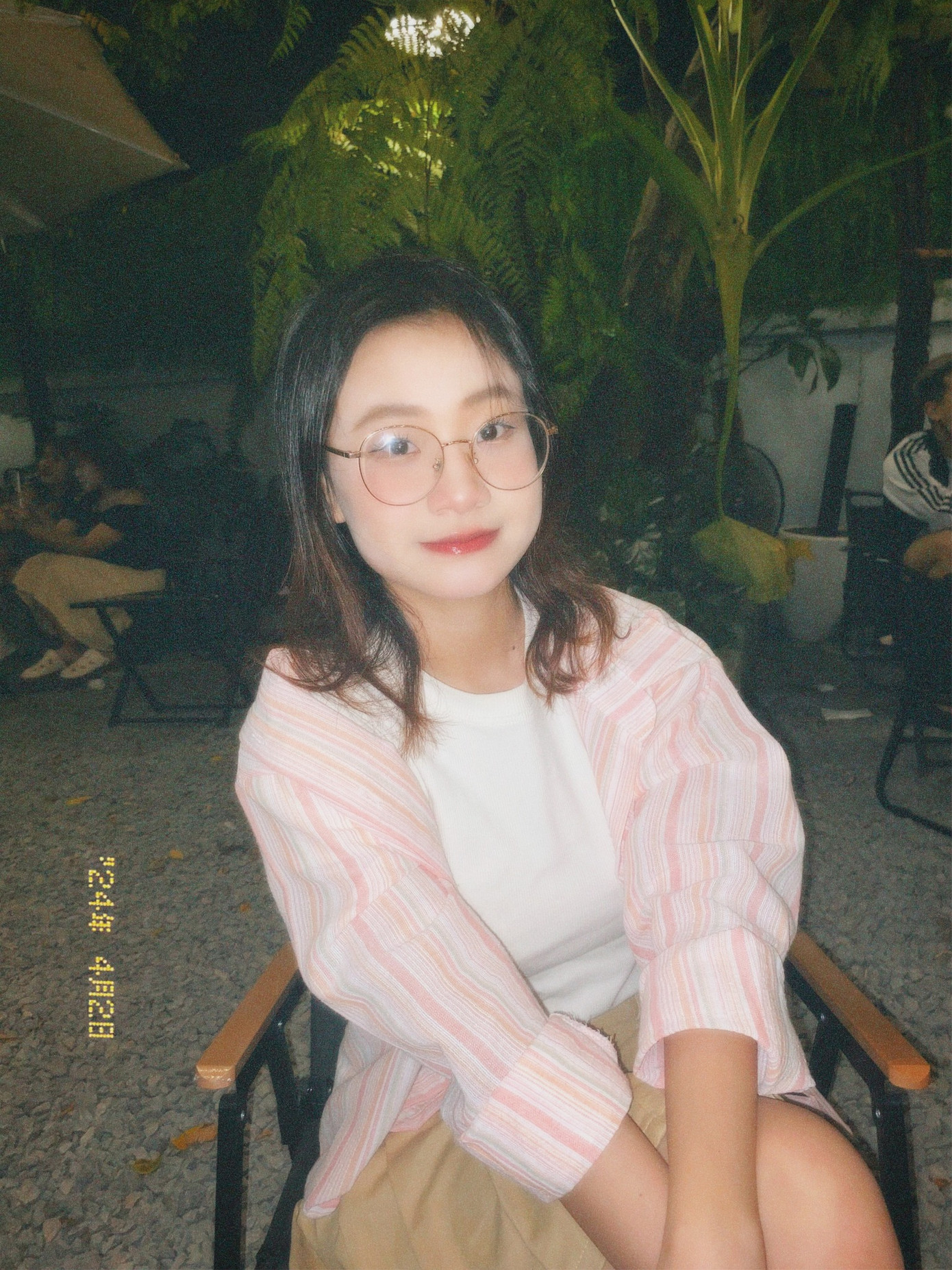 Ngọc Mai chọn ở lại thành phố làm thêm để phụ giúp gia đình.