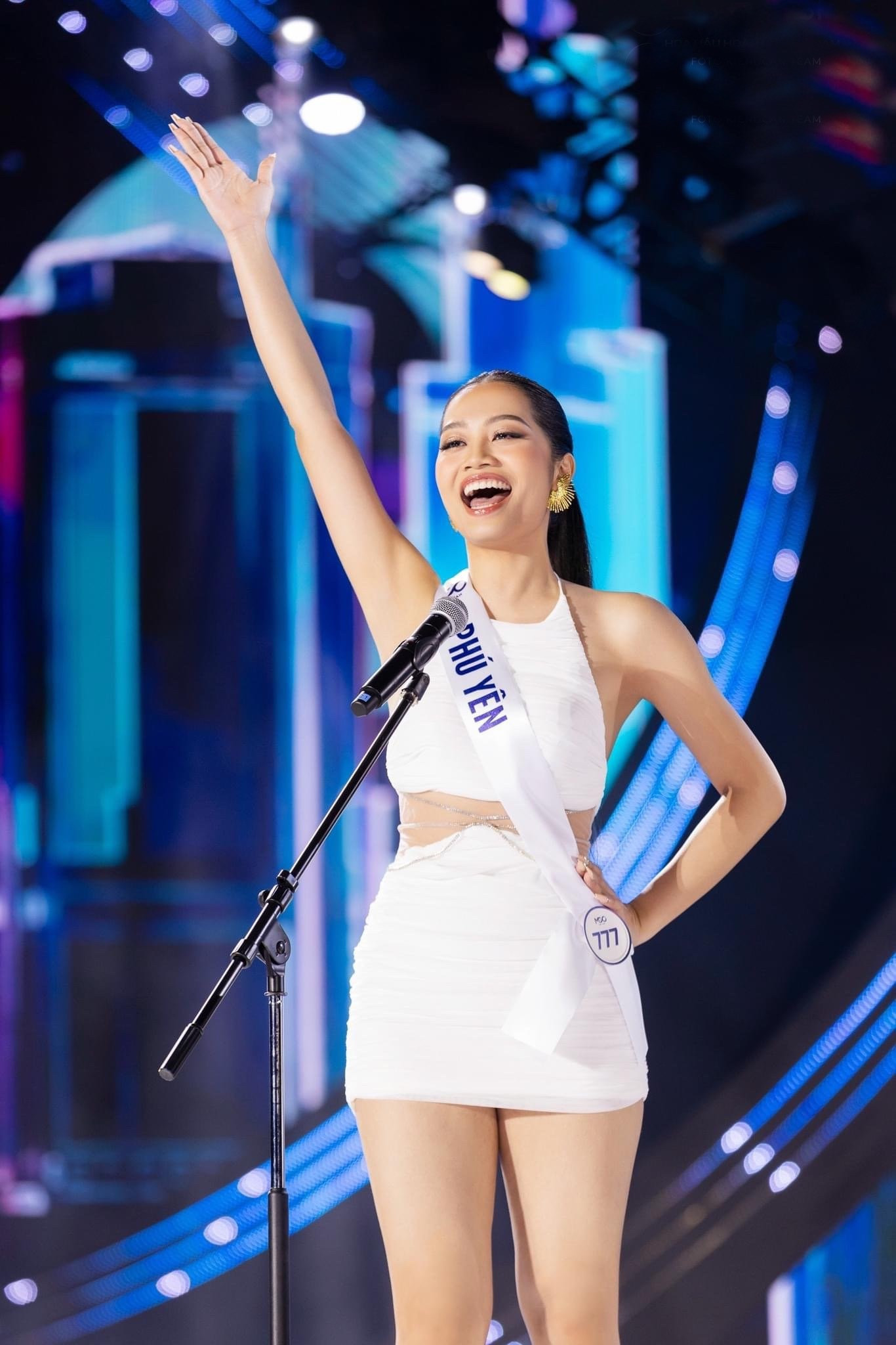 Hồng Thọ xuất sắc vượt qua vòng thi tại đêm Bán kết Hoa hậu Hoàn Vũ Việt Nam 2023. Hồng Thọ xuất sắc vượt qua vòng thi tại đêm Bán kết Hoa hậu Hoàn Vũ Việt Nam 2023.