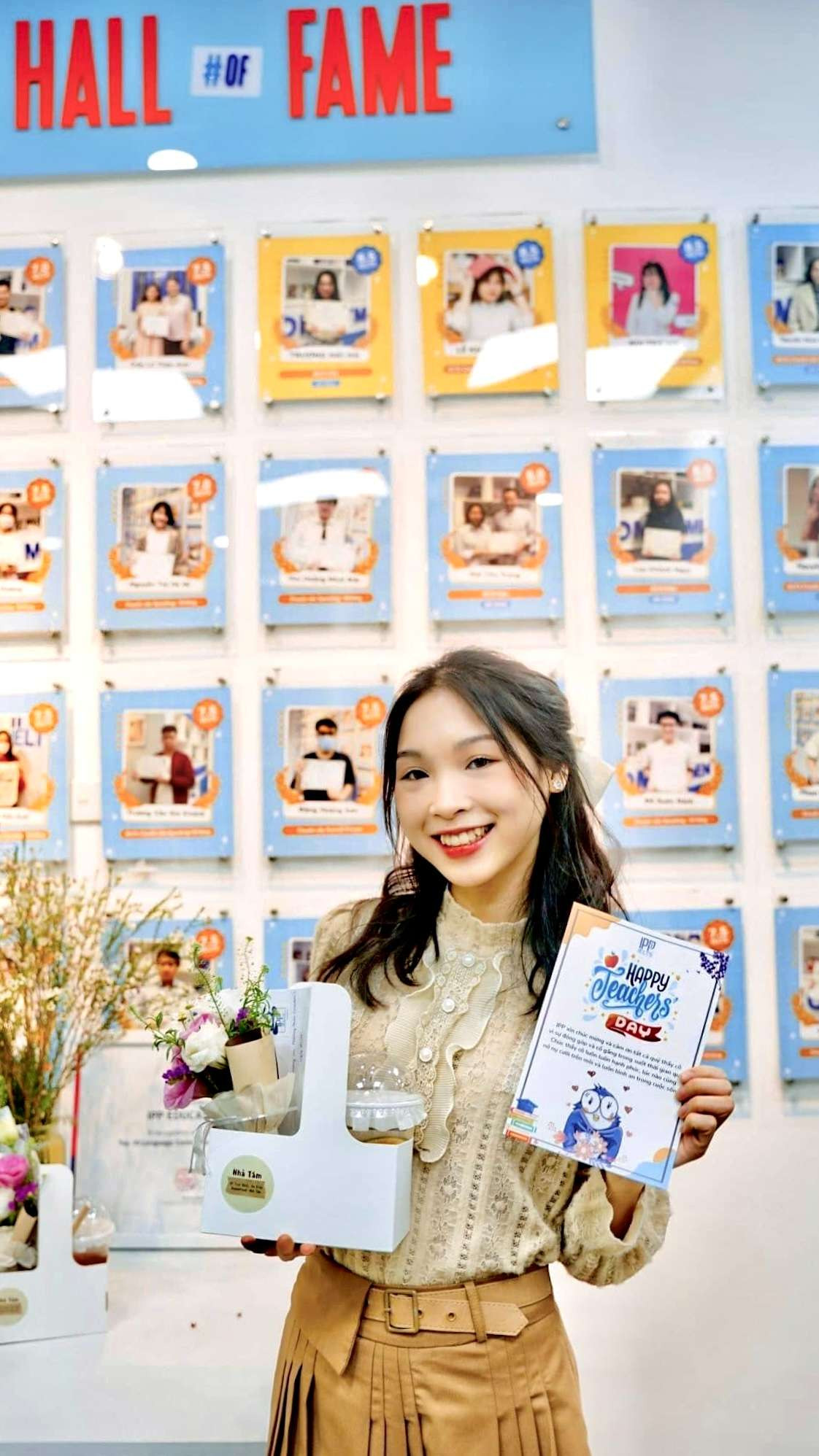 Phương Thảo duy trì công việc dạy IELTS từ khi bắt đầu bước vào năm nhất đại học. Phương Thảo duy trì công việc dạy IELTS từ khi bắt đầu bước vào năm nhất đại học.