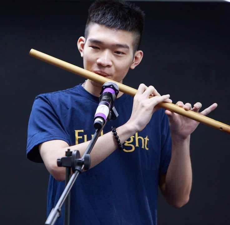 Hoàng trong lễ khai giảng của trường Đại học Fulbright.