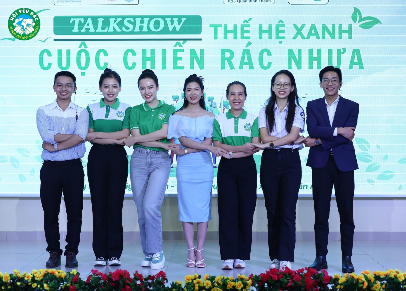Tổ chức Talkshow “Thế hệ xanh-cuộc chiến rác thải nhựa”. Tổ chức Talkshow “Thế hệ xanh-cuộc chiến rác thải nhựa”.