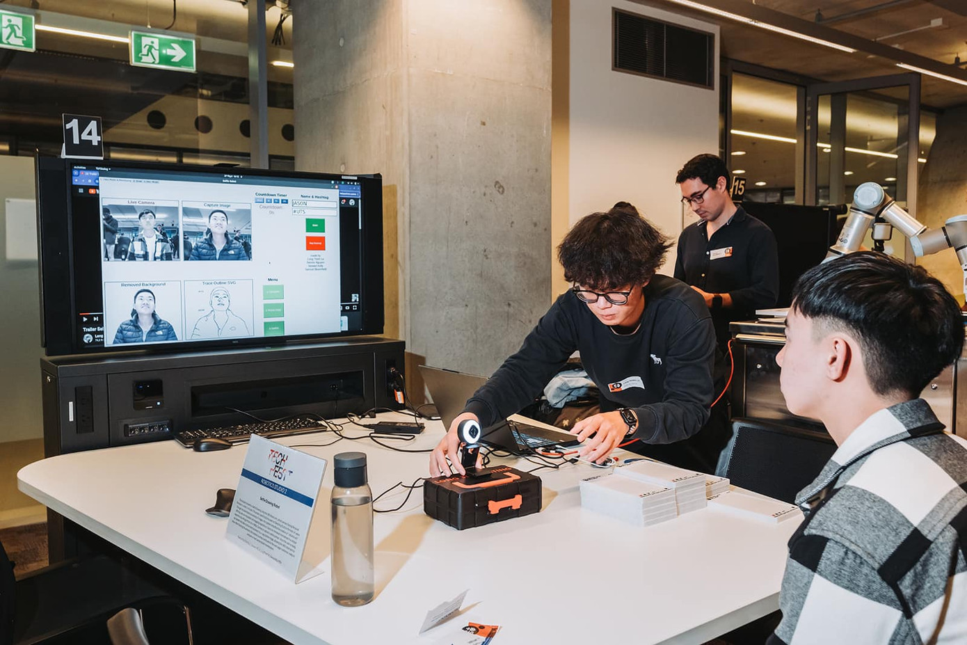 Long Thịnh đang trong quá trình tích lũy kinh nghiệm để thực hiện ước mơ.