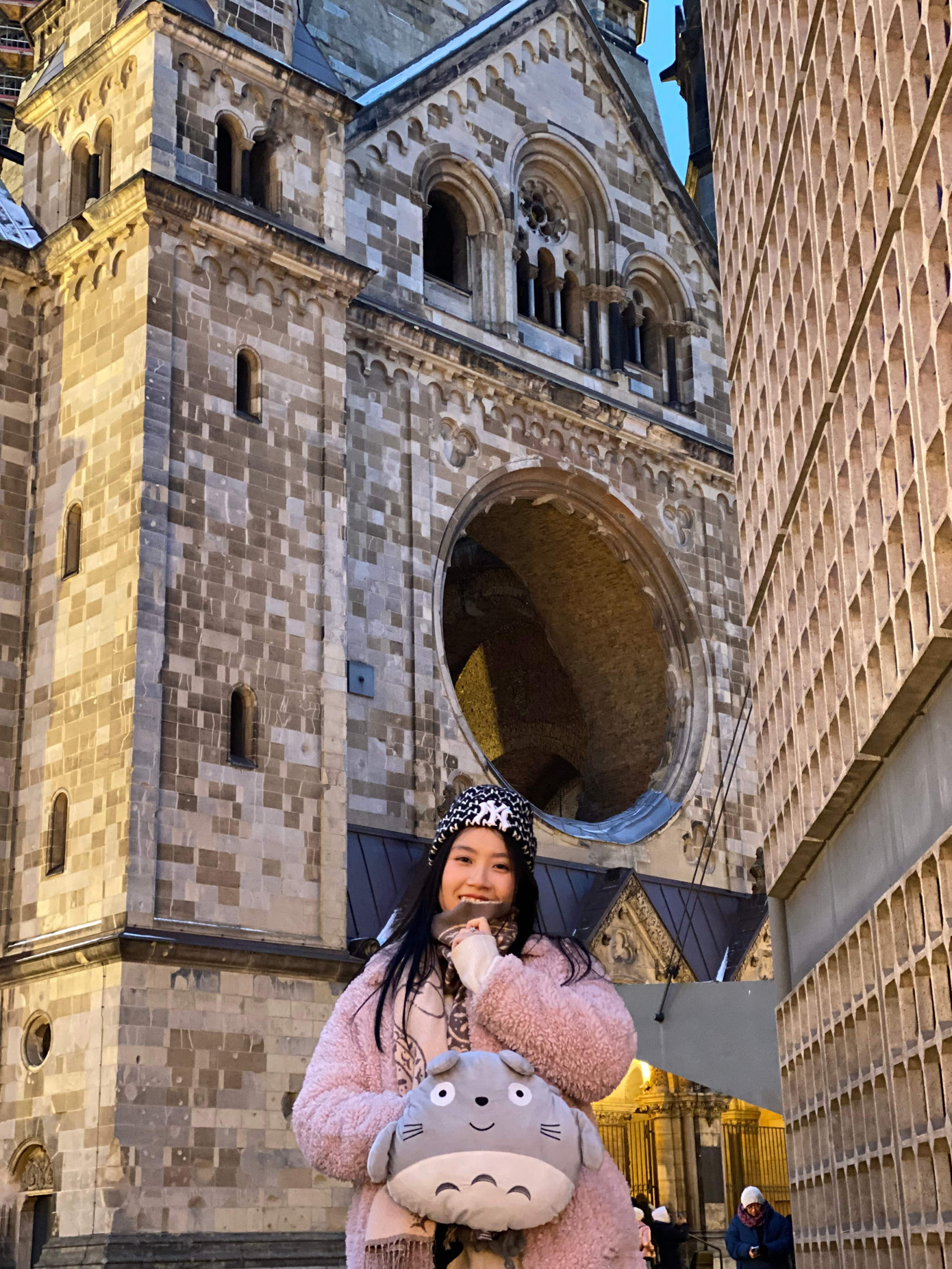 Theo nữ sinh, từ vựng là khó khăn lớn nhất trong việc học ngoại ngữ. Theo nữ sinh, từ vựng là khó khăn lớn nhất trong việc học ngoại ngữ.