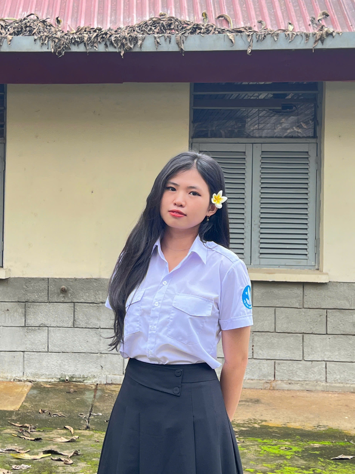 Đinh Triệu Yến Vi hiện là sinh viên năm 3 chuyên ngành Sư phạm Tiếng Anh, khoa Ngoại ngữ, Trường Đại học Tây Nguyên.