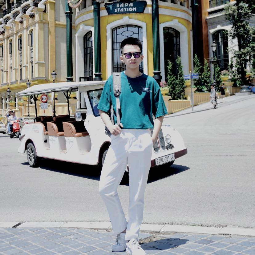 Sau một thời gian dài nghiêm túc học tập trau dồi kiến thức, Hoàng Hà đã bắt đầu vận dụng để viết những bài báo đầu tiên. Sau một thời gian dài nghiêm túc học tập trau dồi kiến thức, Hoàng Hà đã bắt đầu vận dụng để viết những bài báo đầu tiên.