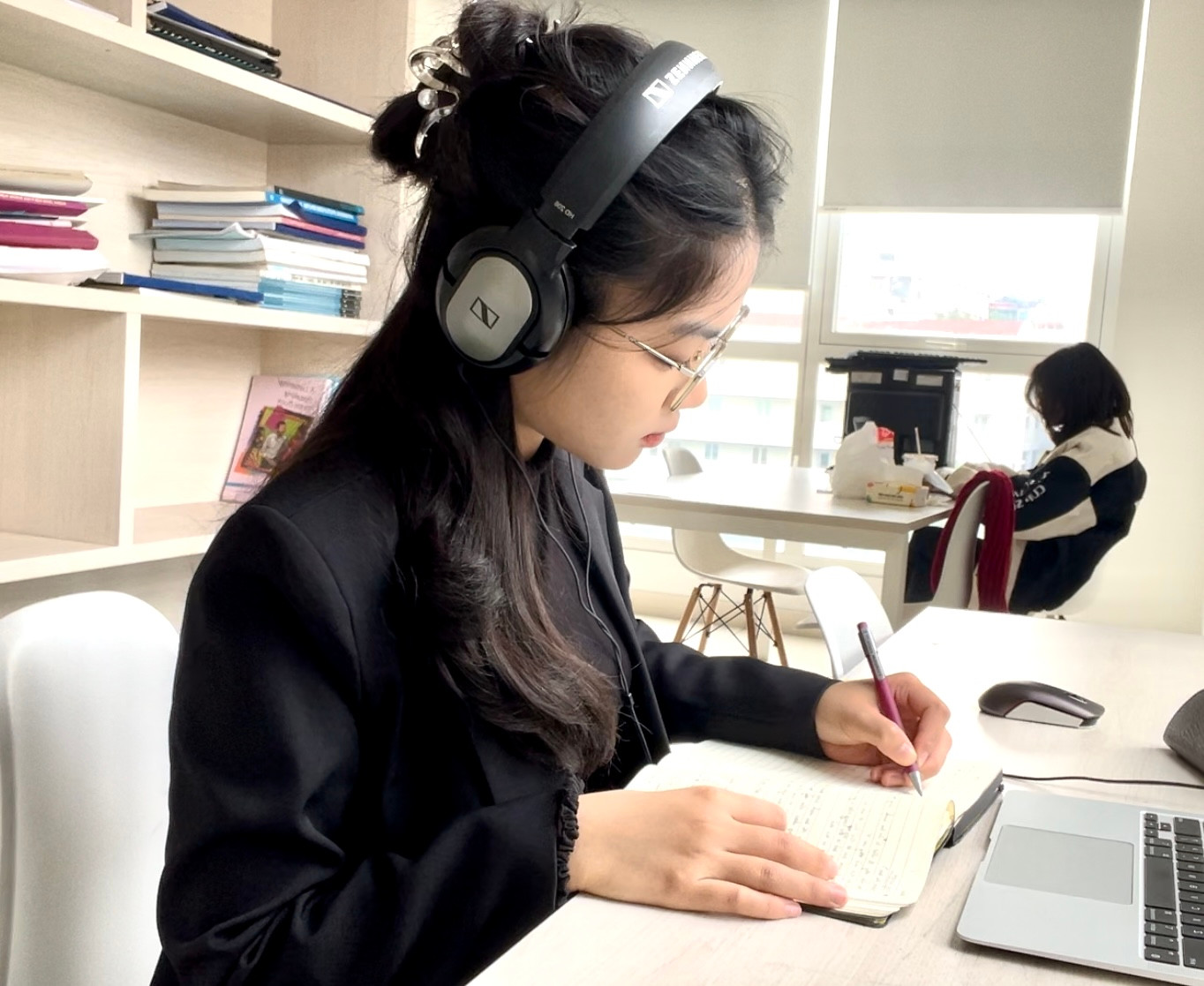 Hành trình học IELTS giúp nữ sinh rèn giũa rất nhiều trong việc quản lý thời gian và tối ưu công việc.