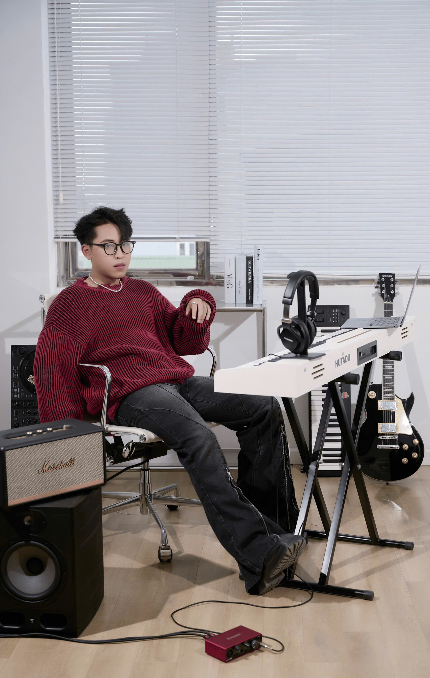 Anh sẽ cùng người anh trai, ca sĩ Xuân Đức đồng hành với chuỗi chương trình tọa đàm hướng nghiệp “Trường học hay Trường đời” do báo Tiền Phong tổ chức. Chương trình có sự đồng hành của Hệ thống đào tạo Arena Multimedia và thương hiệu mỹ phẩm d'NICE.