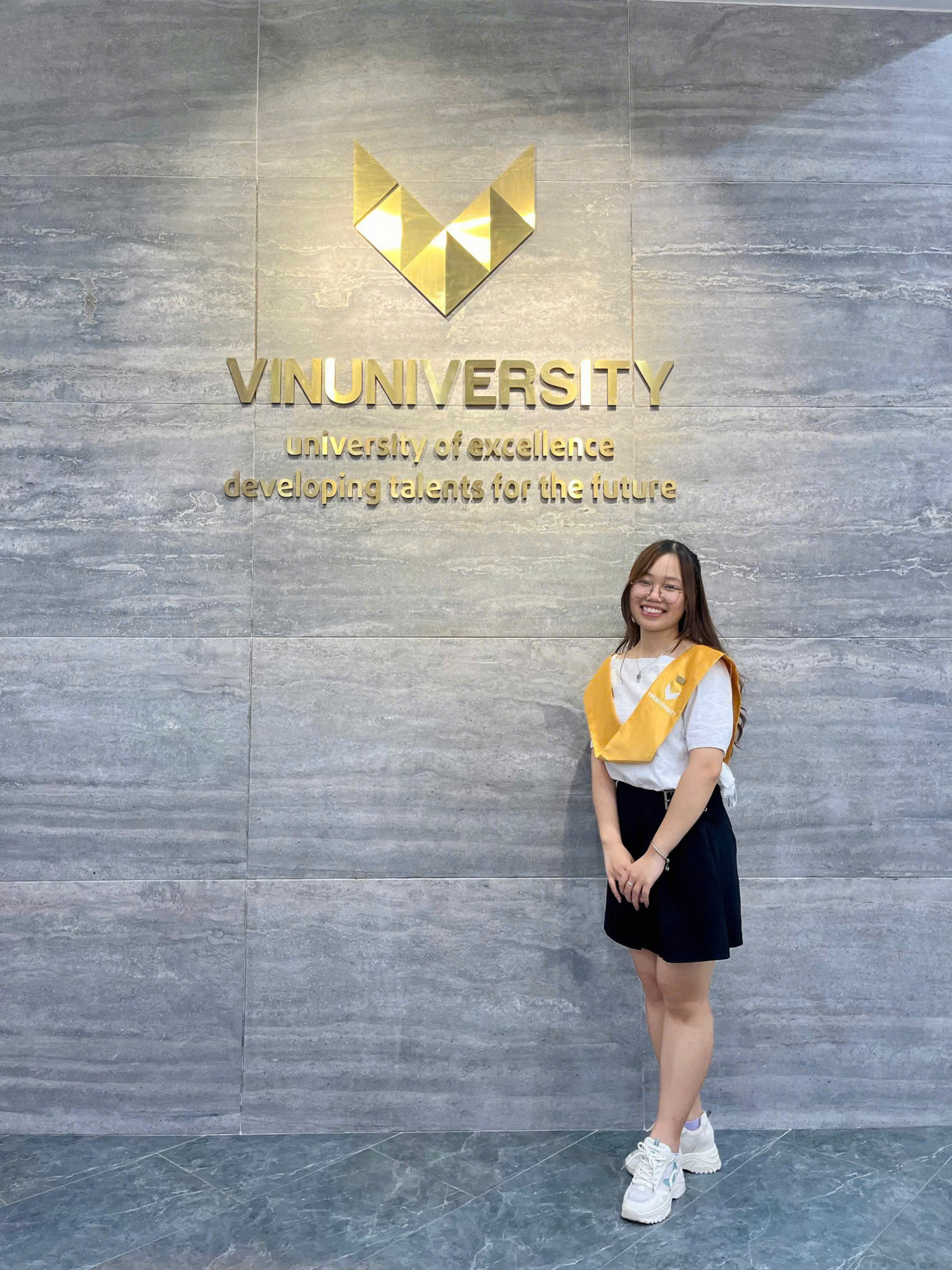 Vân Anh là tân cử nhân Viện Quản trị Kinh doanh Trường Đại học VinUni.