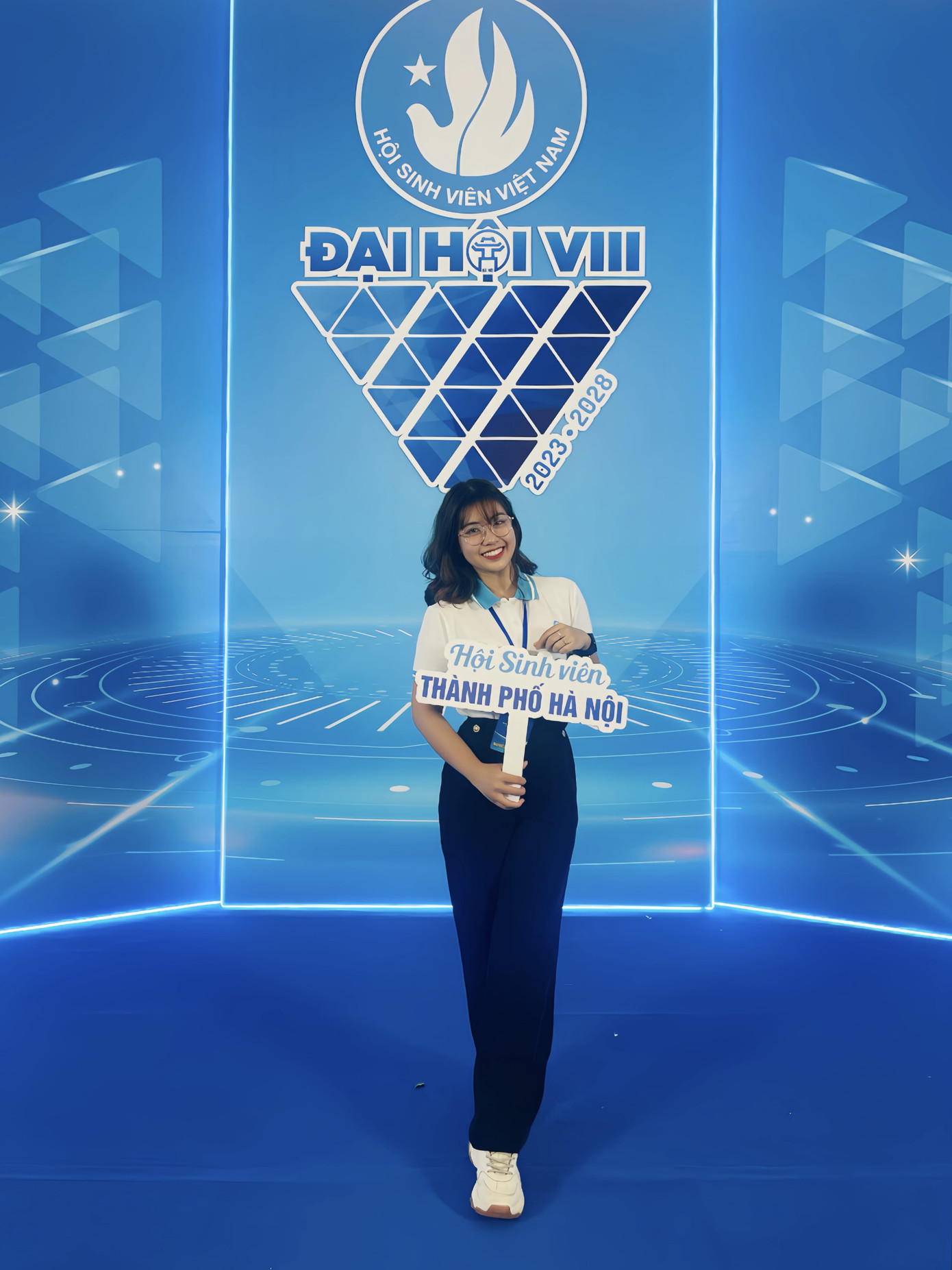 Gia Linh nhắn nhủ: “GenZ - nghĩ khác và mơ lớn!” Gia Linh nhắn nhủ: “GenZ - nghĩ khác và mơ lớn!”