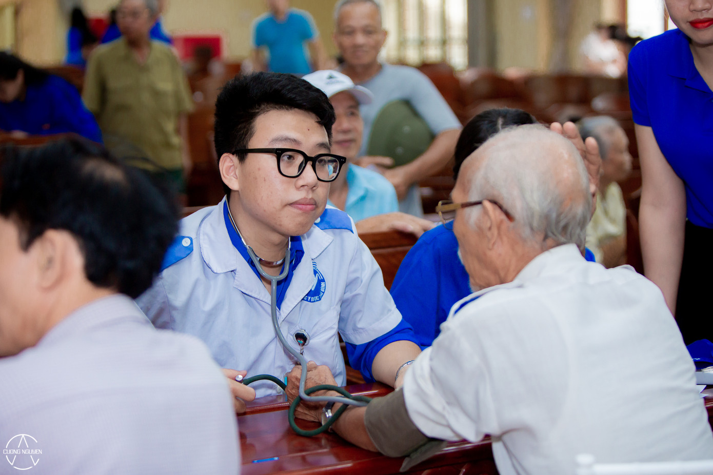 Thái Hoàng Phố tham gia khám chữa bệnh tình nguyện cho người dân có hoàn cảnh khó khăn tại tỉnh Thái Bình. Thái Hoàng Phố tham gia khám chữa bệnh tình nguyện cho người dân có hoàn cảnh khó khăn tại tỉnh Thái Bình.
