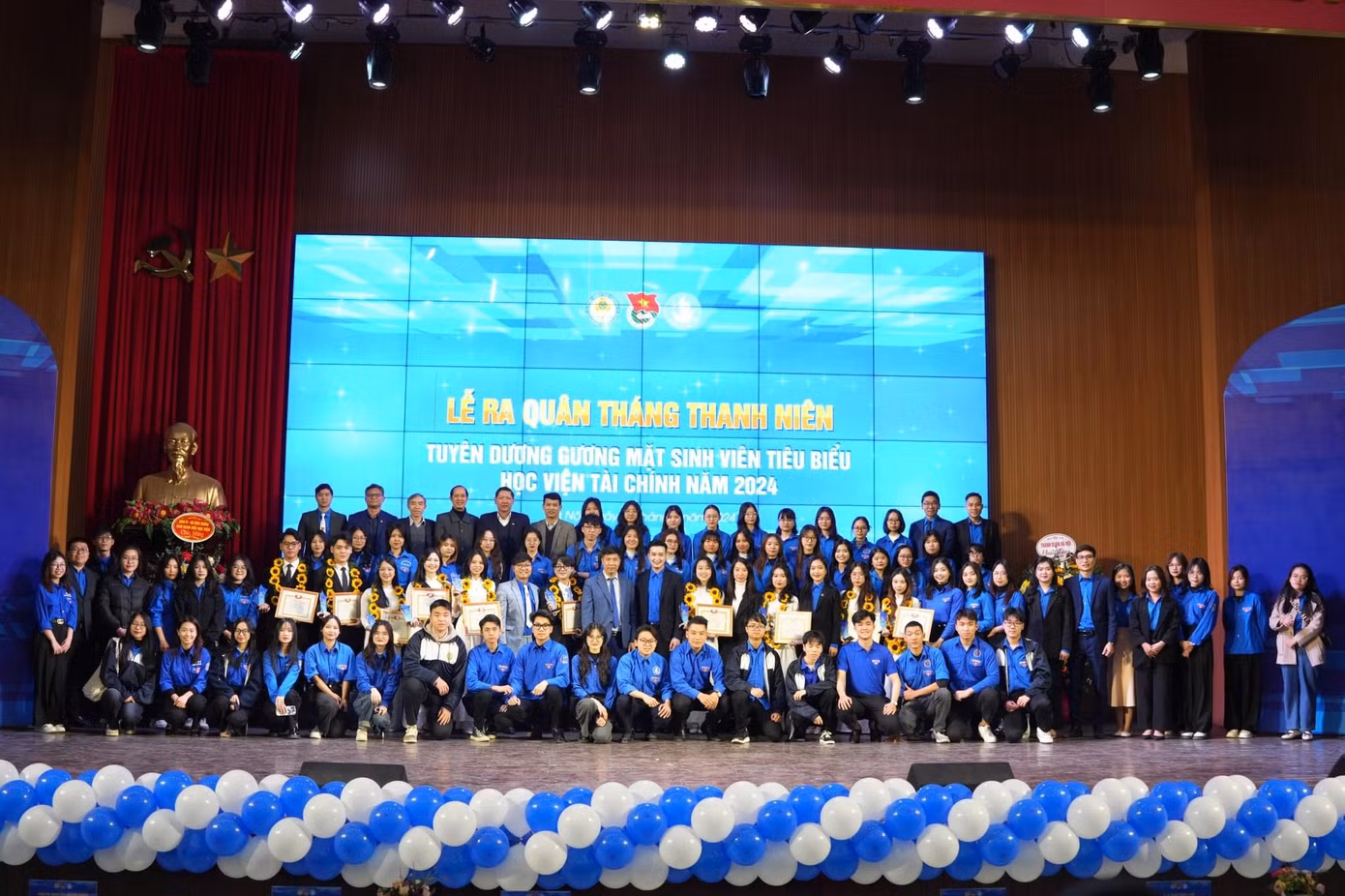Học viện Tài chính hưởng ứng tháng thanh niên.