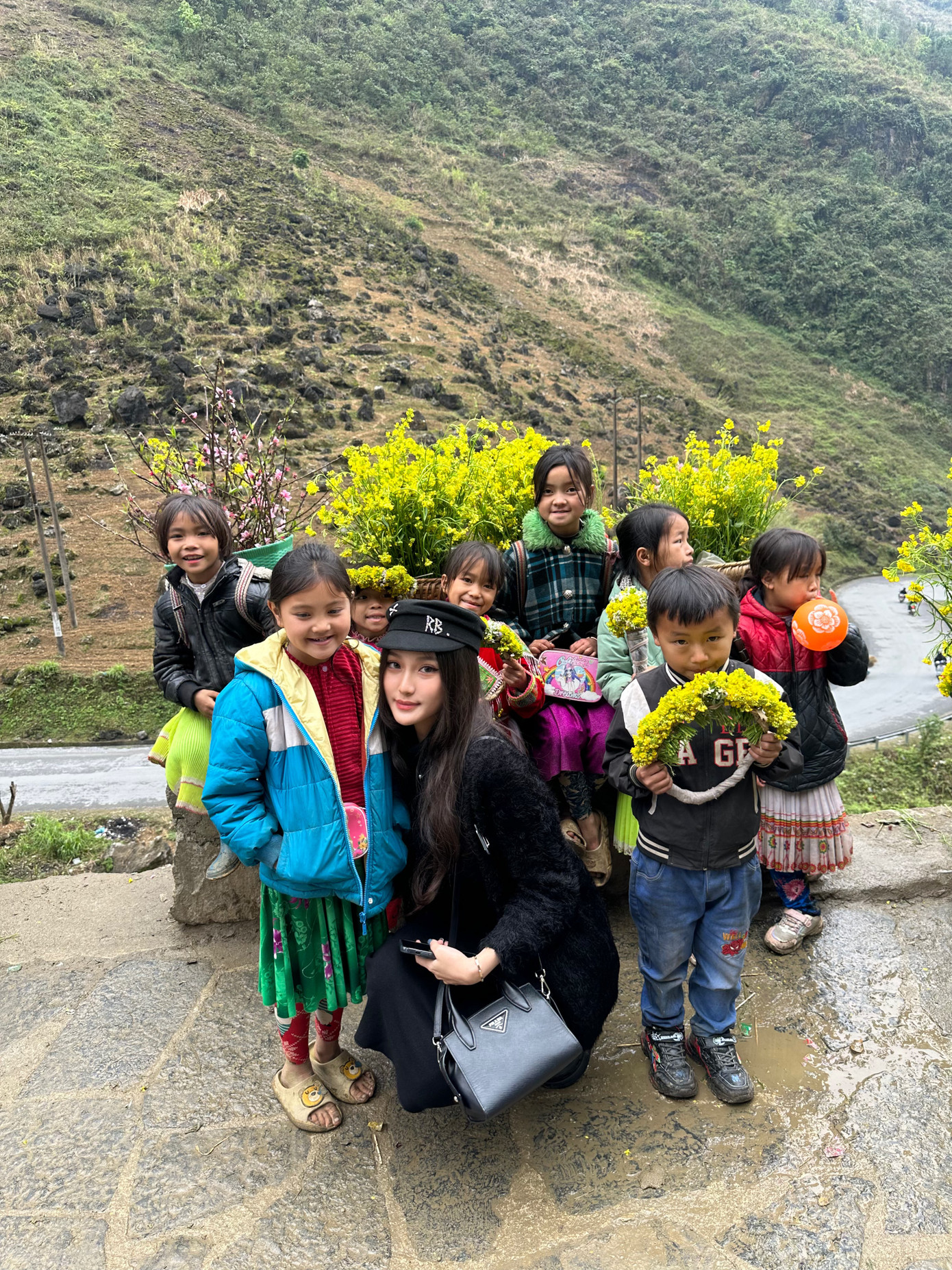 Hiểu Minh trong chuyến đi tới Hà Giang.