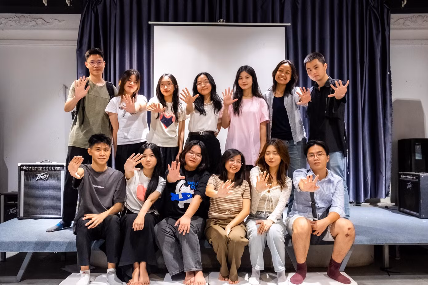 Ảnh ra mắt thành viên mới tại AIESEC in FHN.