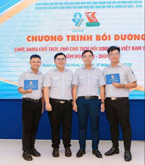 Tiến Lực là một trong những cán bộ Đoàn – Hội nhiệt huyết của Trường Đại học Giao thông vận tải TP.HCM.