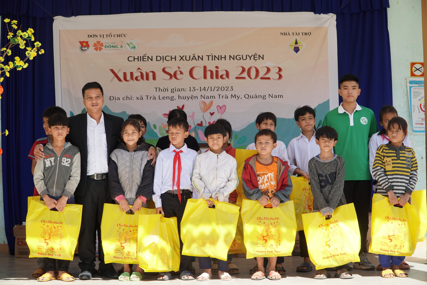 Tiên phong trong các hoạt động vì cộng đồng.