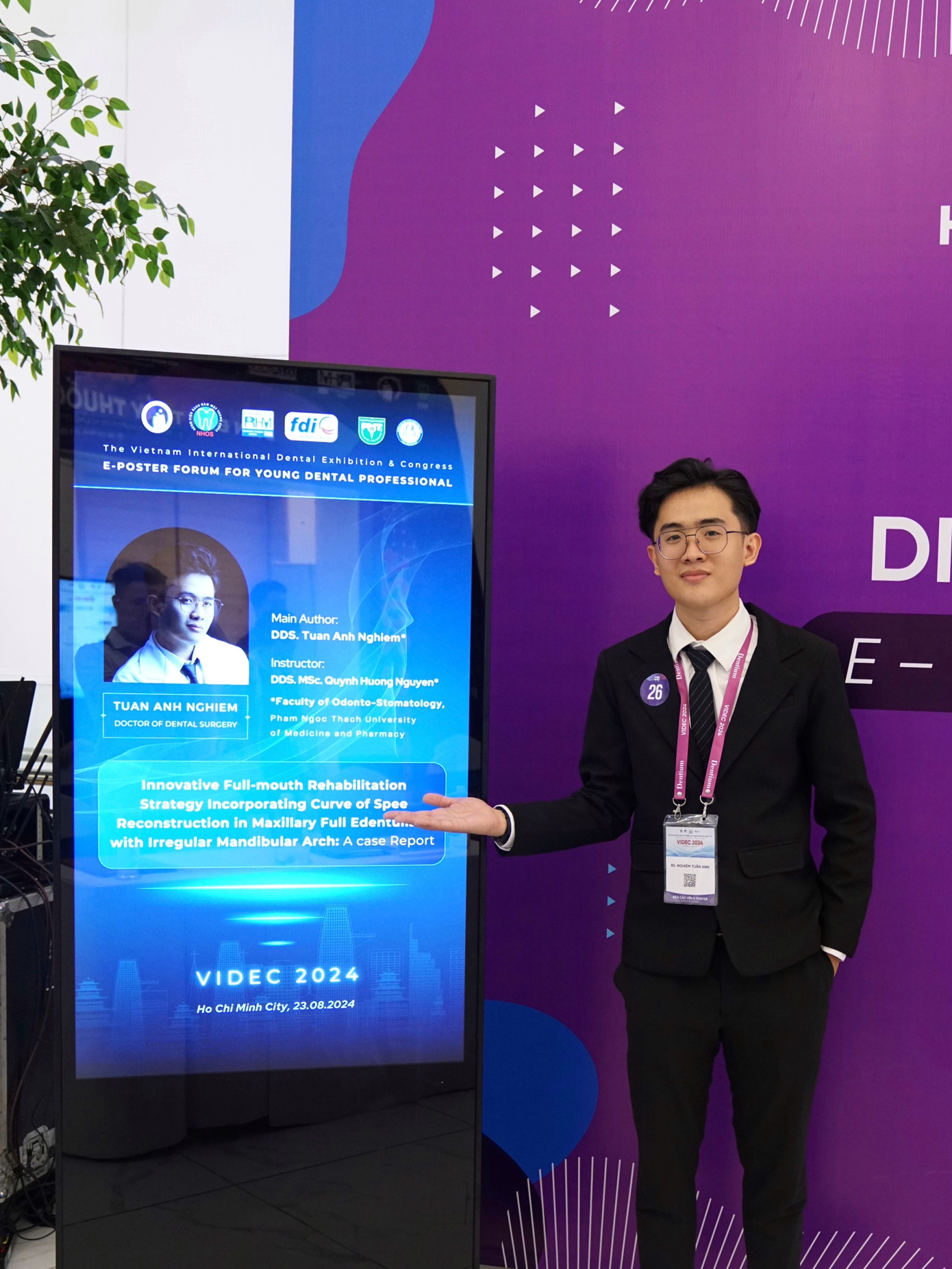 Tuấn Anh là Báo cáo viên tại Diễn đàn Thầy thuốc trẻ - Hội nghị Khoa học và Triển lãm Răng Hàm Mặt Quốc tế (VIDEC 2024). Tuấn Anh là Báo cáo viên tại Diễn đàn Thầy thuốc trẻ - Hội nghị Khoa học và Triển lãm Răng Hàm Mặt Quốc tế (VIDEC 2024).