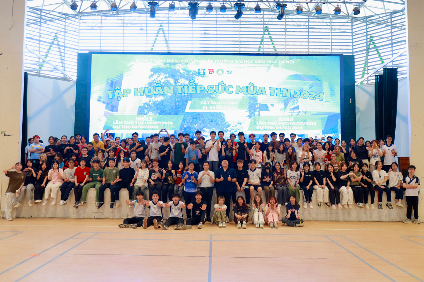 Tình nguyện viên tham gia Tập huấn Tiếp sức mùa thi 2024.