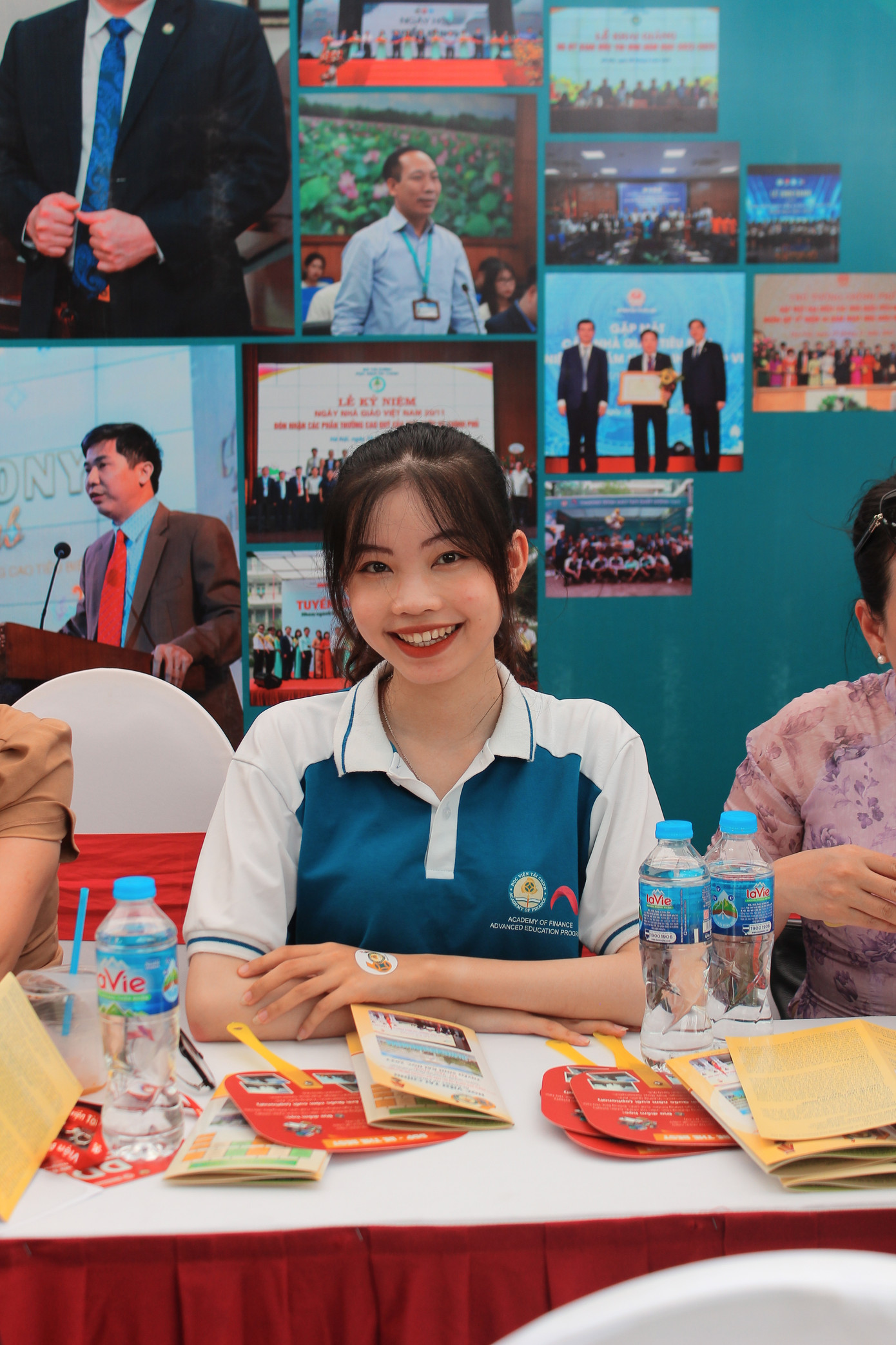 Tham gia Tư vấn tuyển sinh tại Đại học Bách khoa Hà Nội.