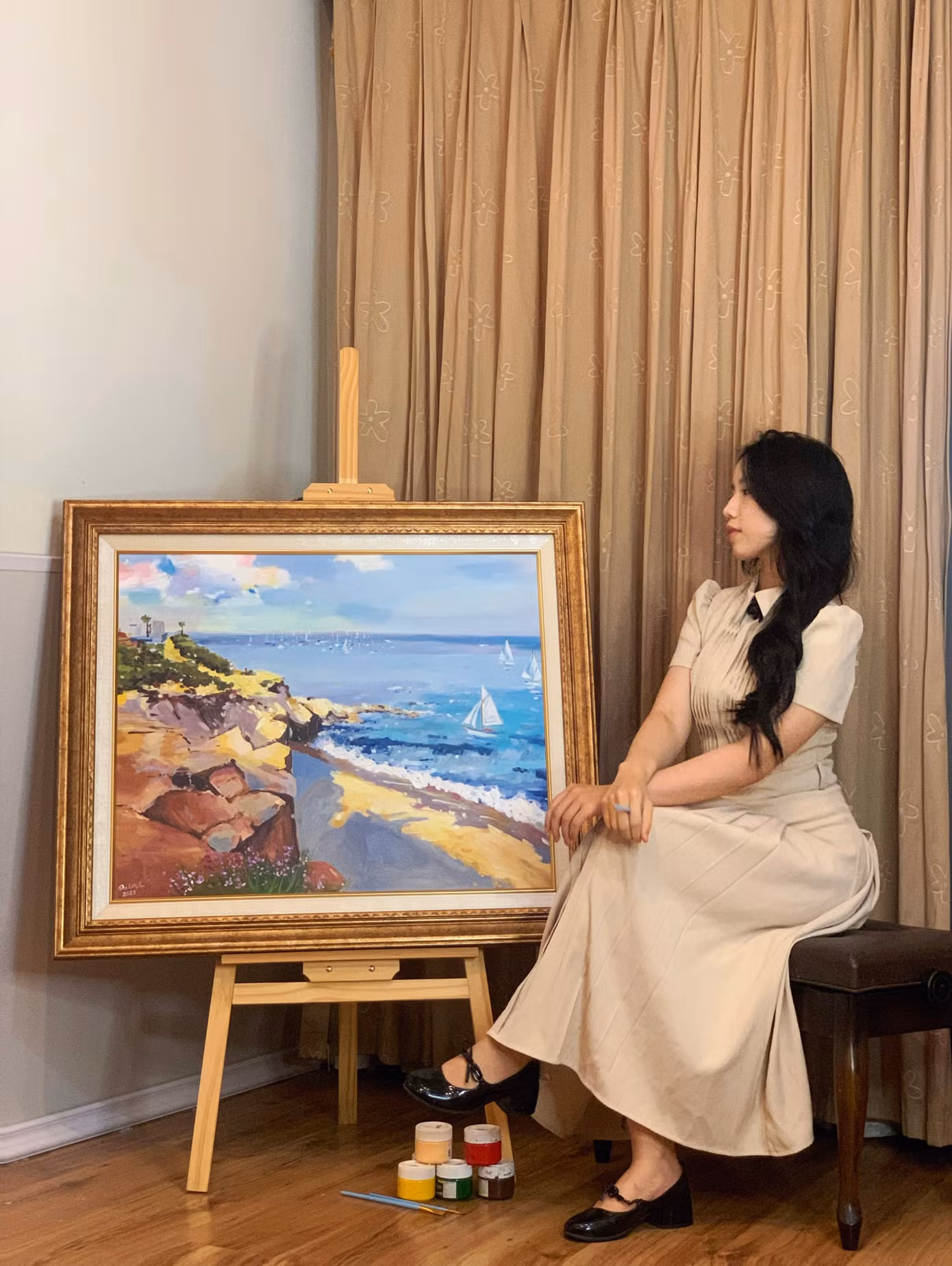 Chiến dịch đấu giá tranh ủng hộ đồng bào bão lũ do Ngọc Linh vẽ và khởi xướng.