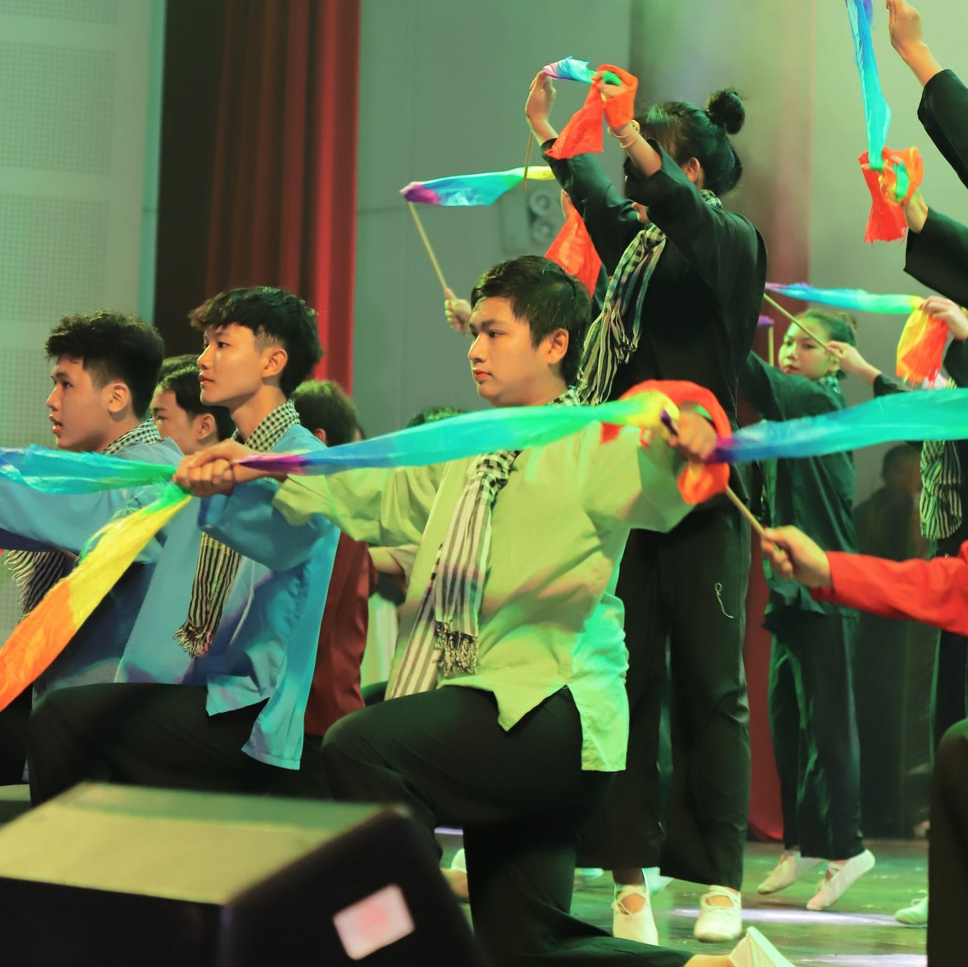 Sỹ tham gia Liên hoan Tuyên truyền ca khúc cách mạng năm 2023.