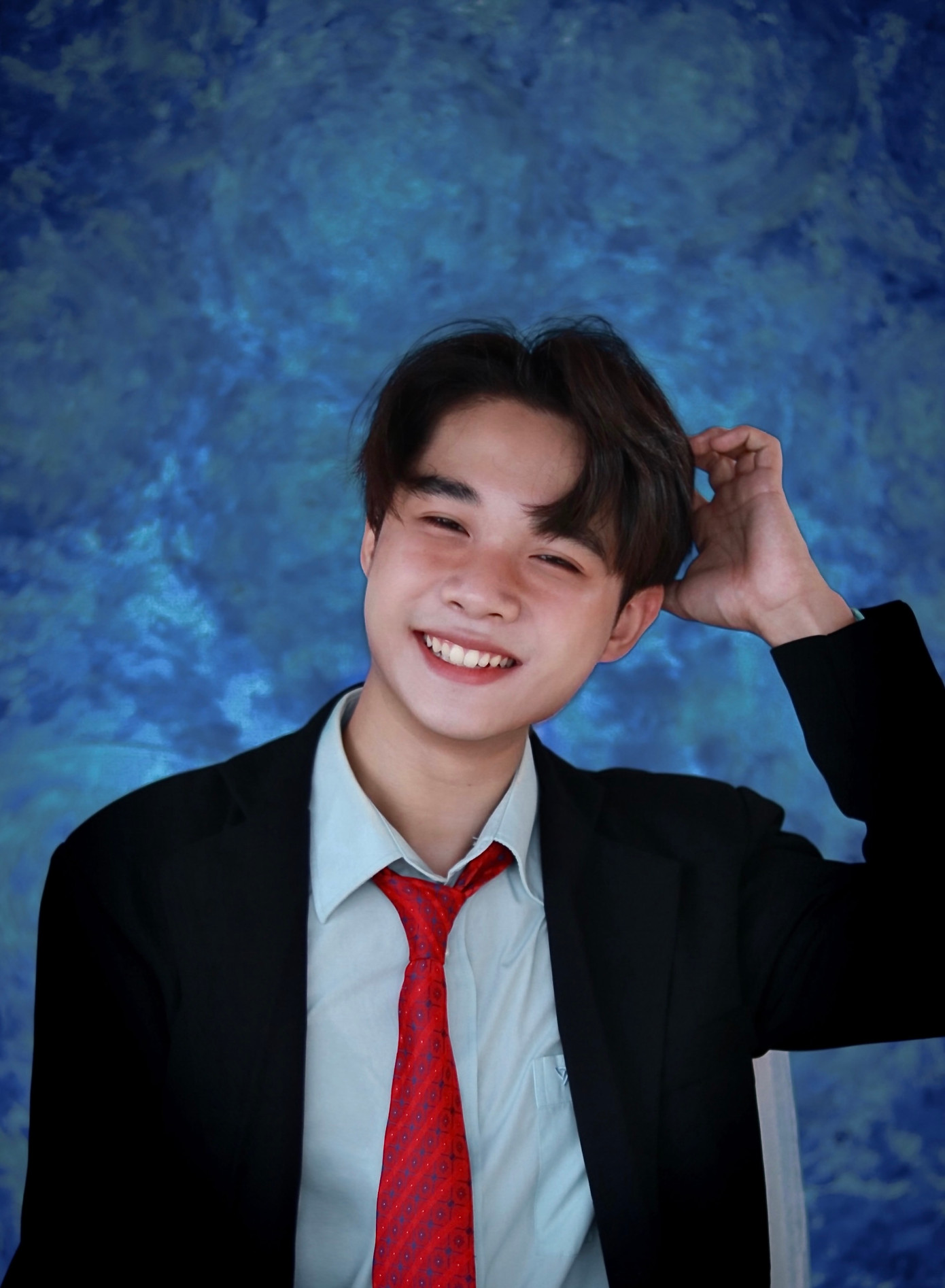 Anh chàng đã vượt qua nhiều khó khăn, biến cố để trở thành một MC trẻ tuổi đầy tài năng và triển vọng.