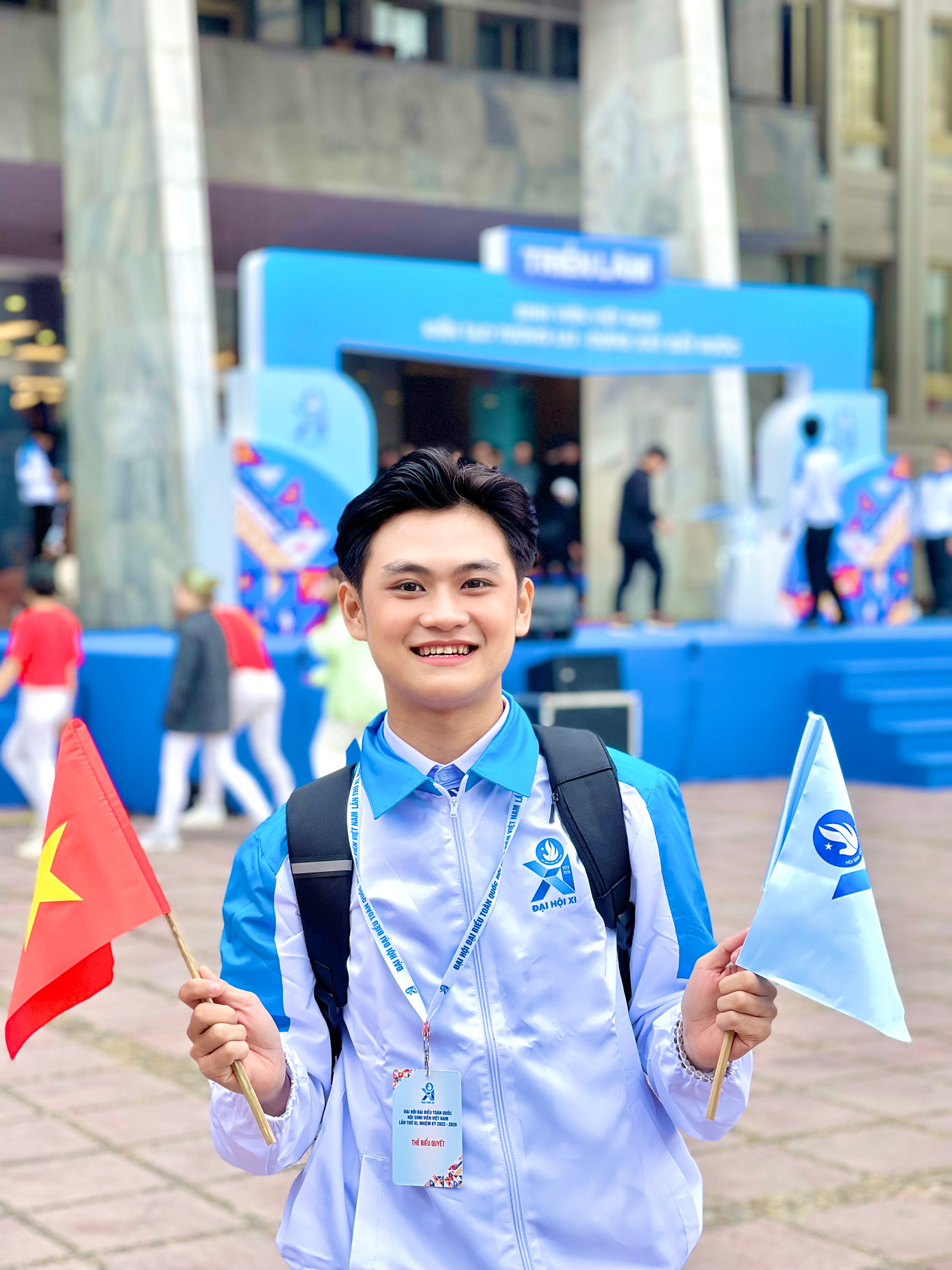 Vinh dự là 1 trong 695 đại biểu chính thức của Đại hội đại biểu toàn quốc Hội Sinh viên Việt Nam lần thứ XI.